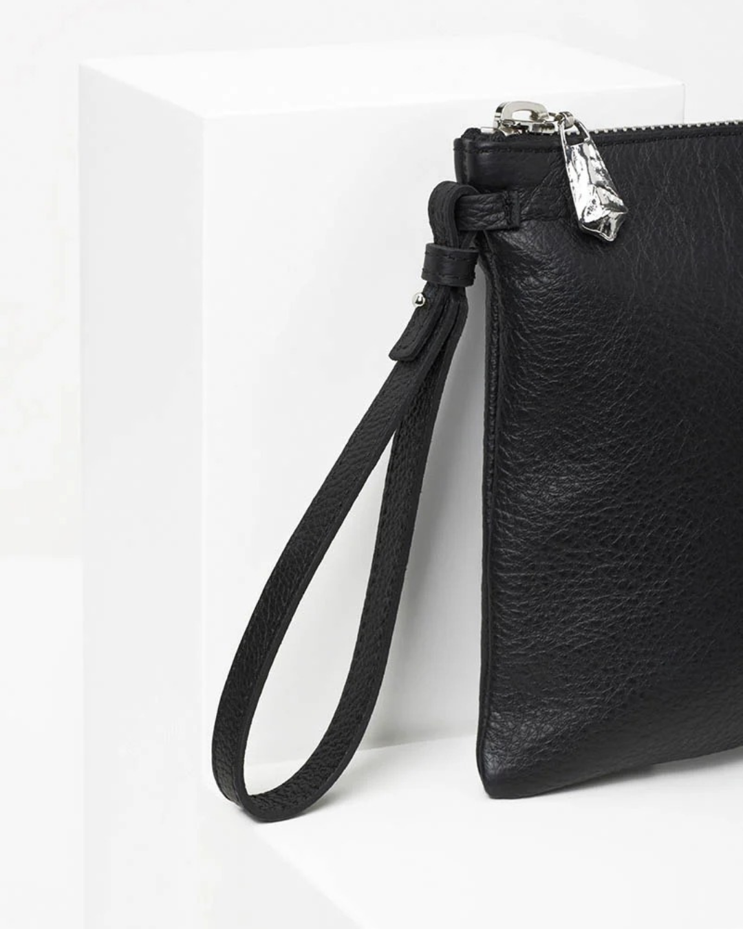 Wristlet black / silver