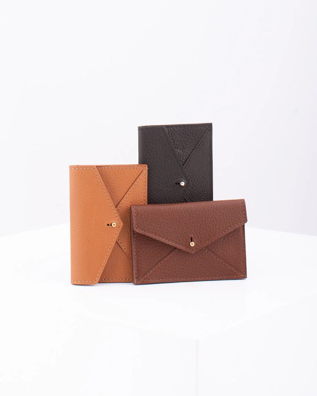 Kanto card holder foliage brown