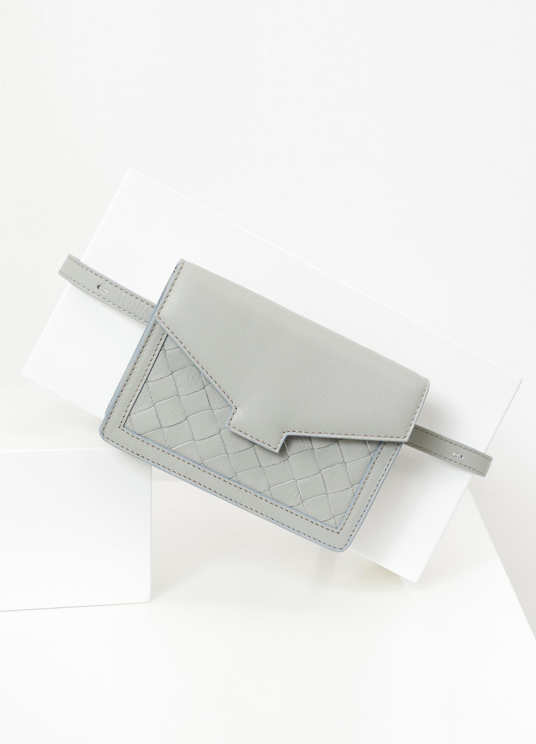 Hilla belt bag