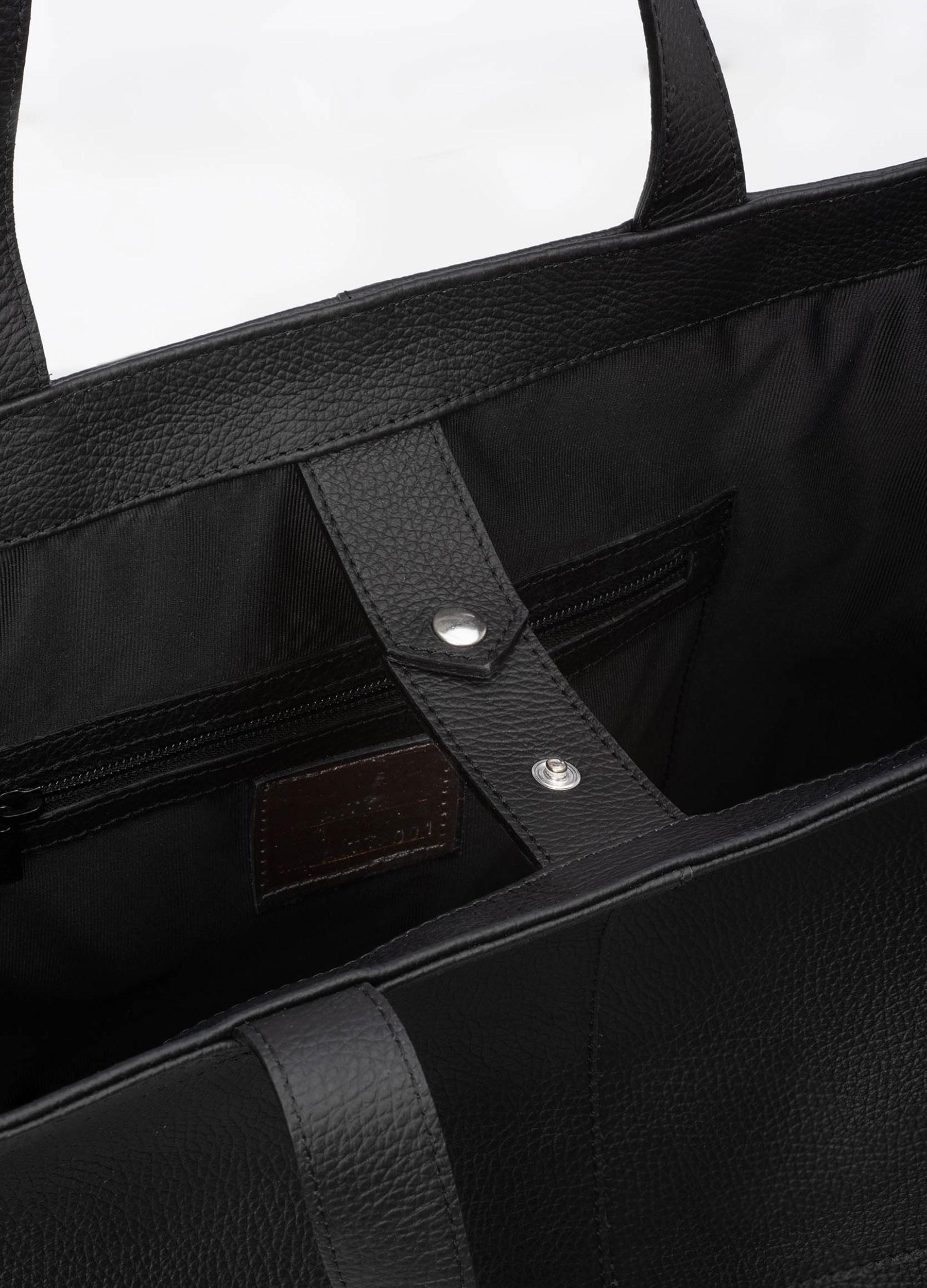 Aitta-olkalaukku musta