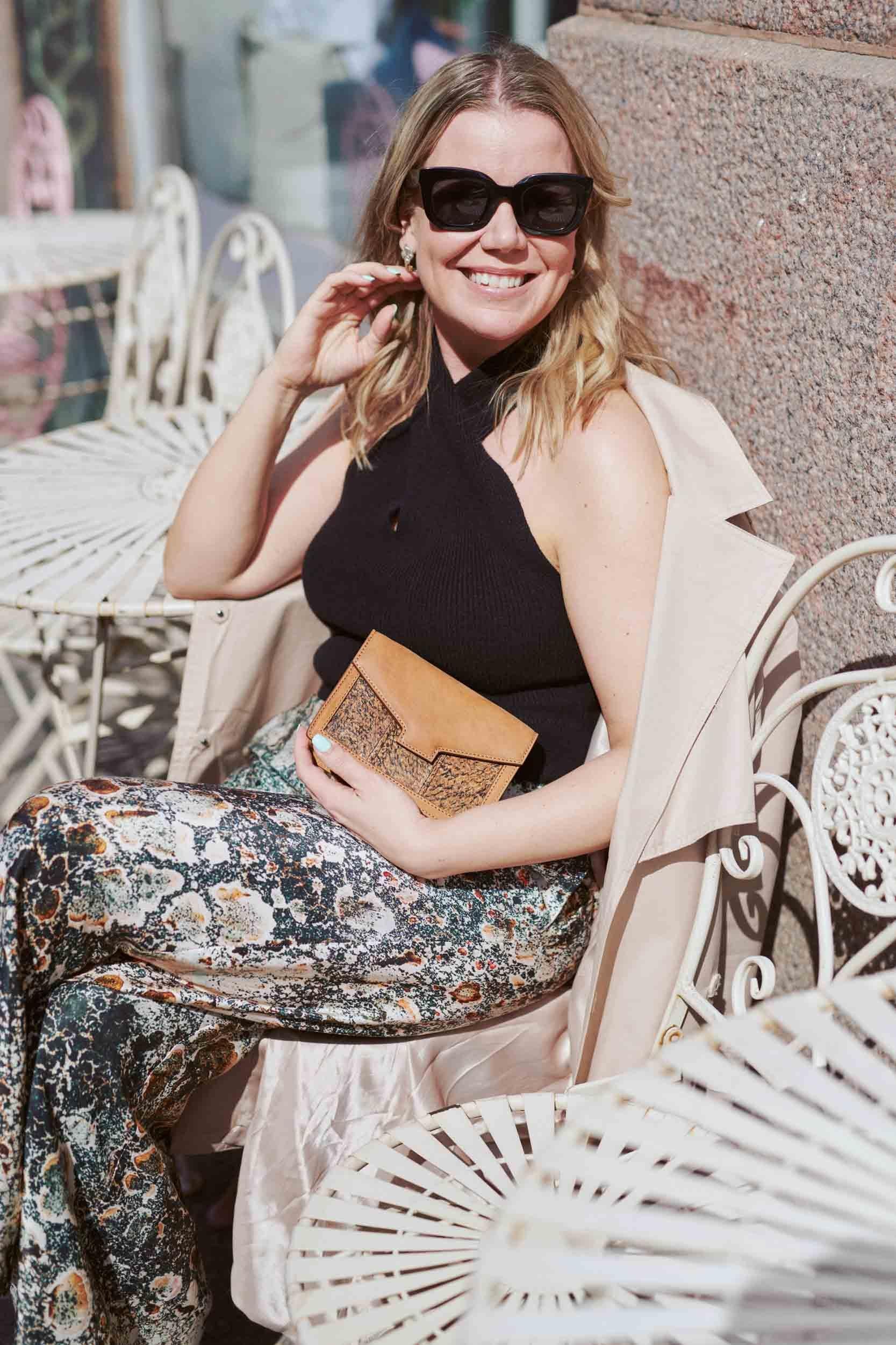 Hilla shoulder bag, pike perch leather