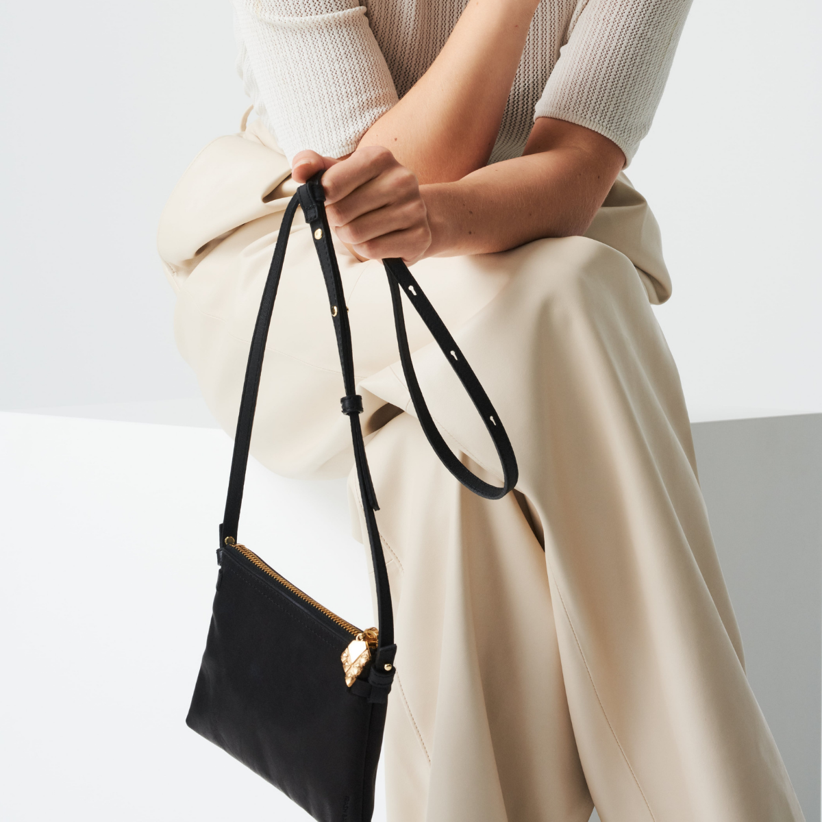 Vasu Pouch