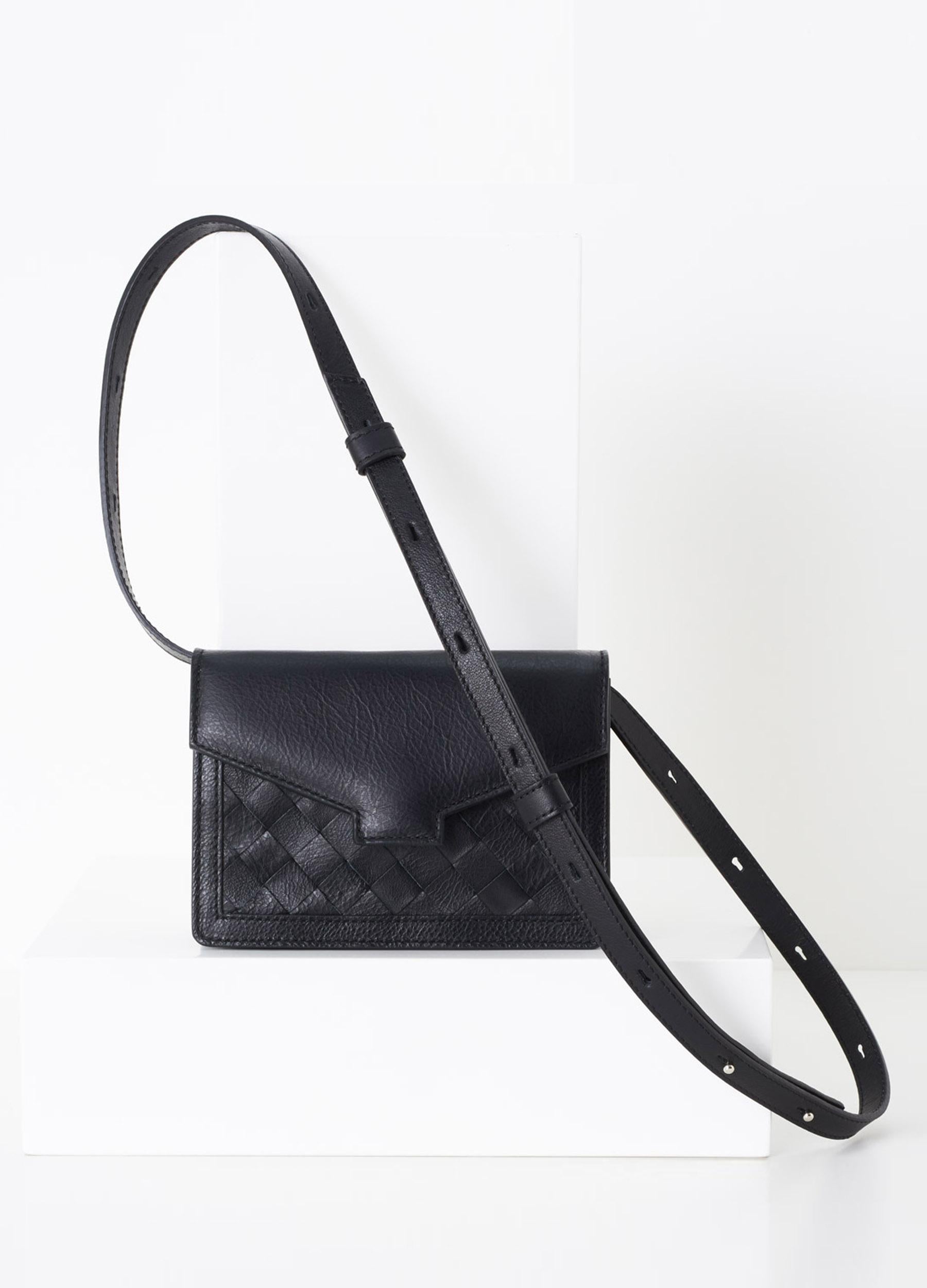 Hilla shoulder bag black