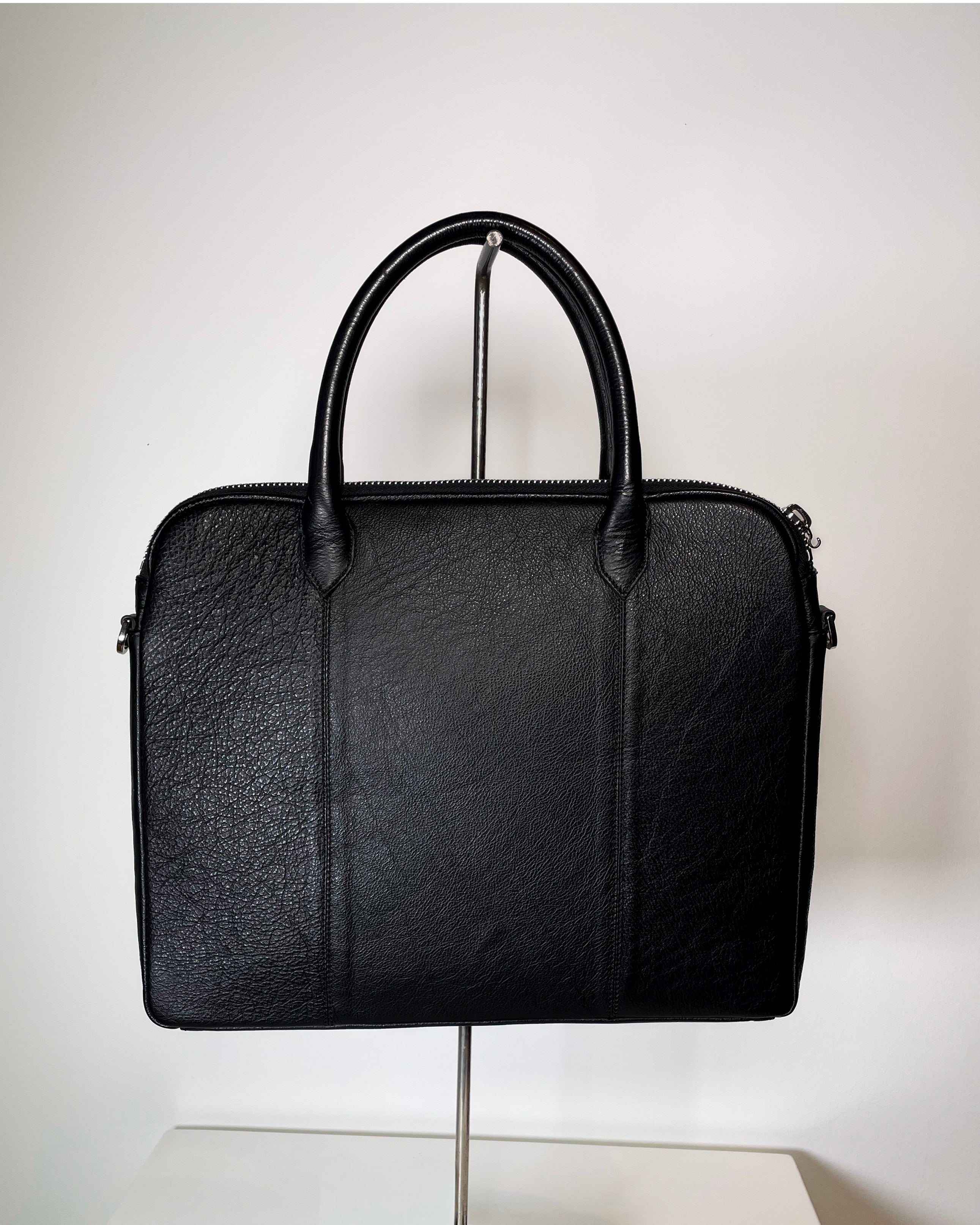 Auer tietokonelaukku musta (sample)