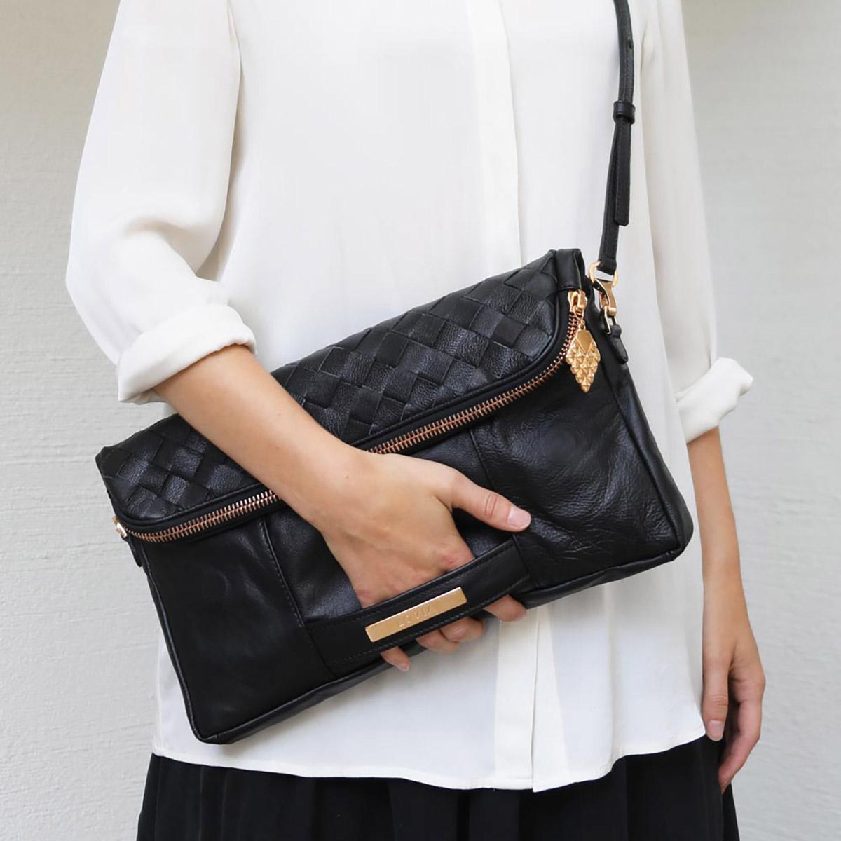 Aura Crossbody