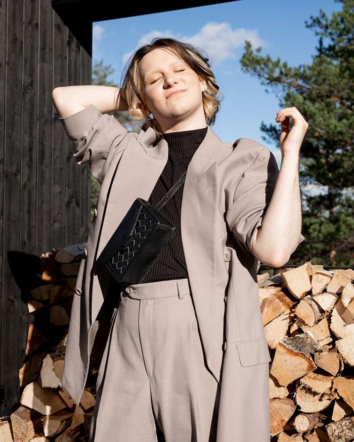 Hilla olkalaukku musta