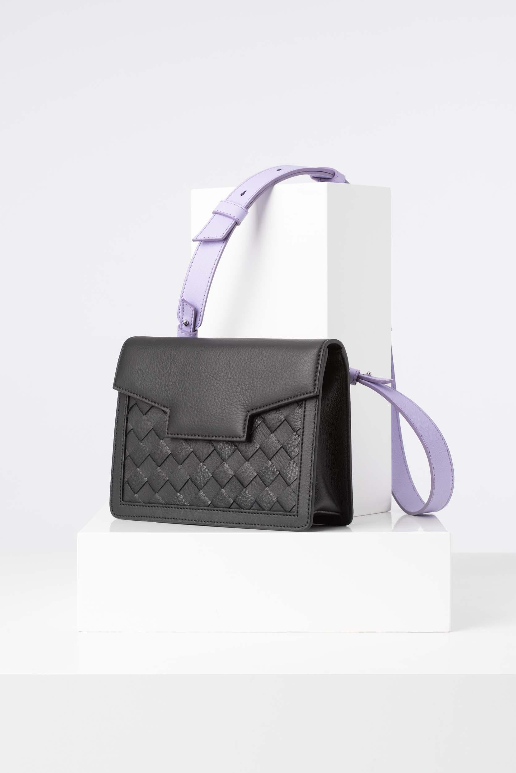 Kaiho Crossbody-laukku musta