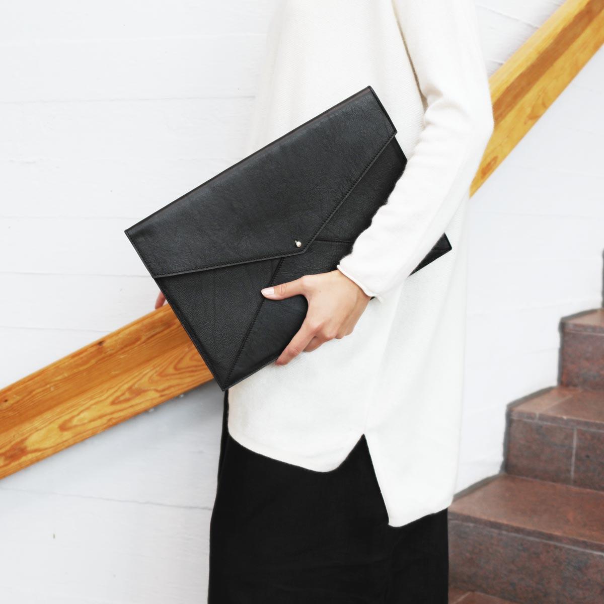 Aapa laptop cover elk leather