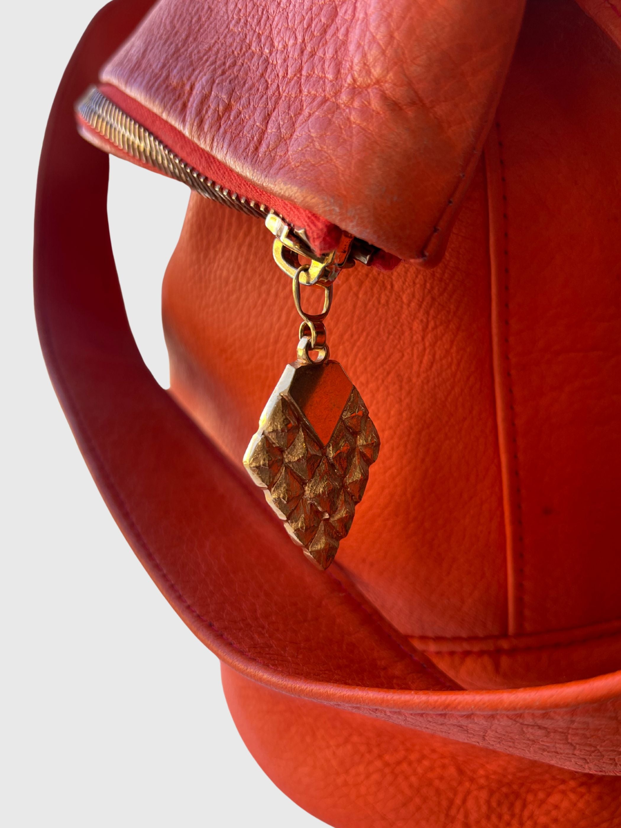 Kiulu shoulder bag orange Preloved
