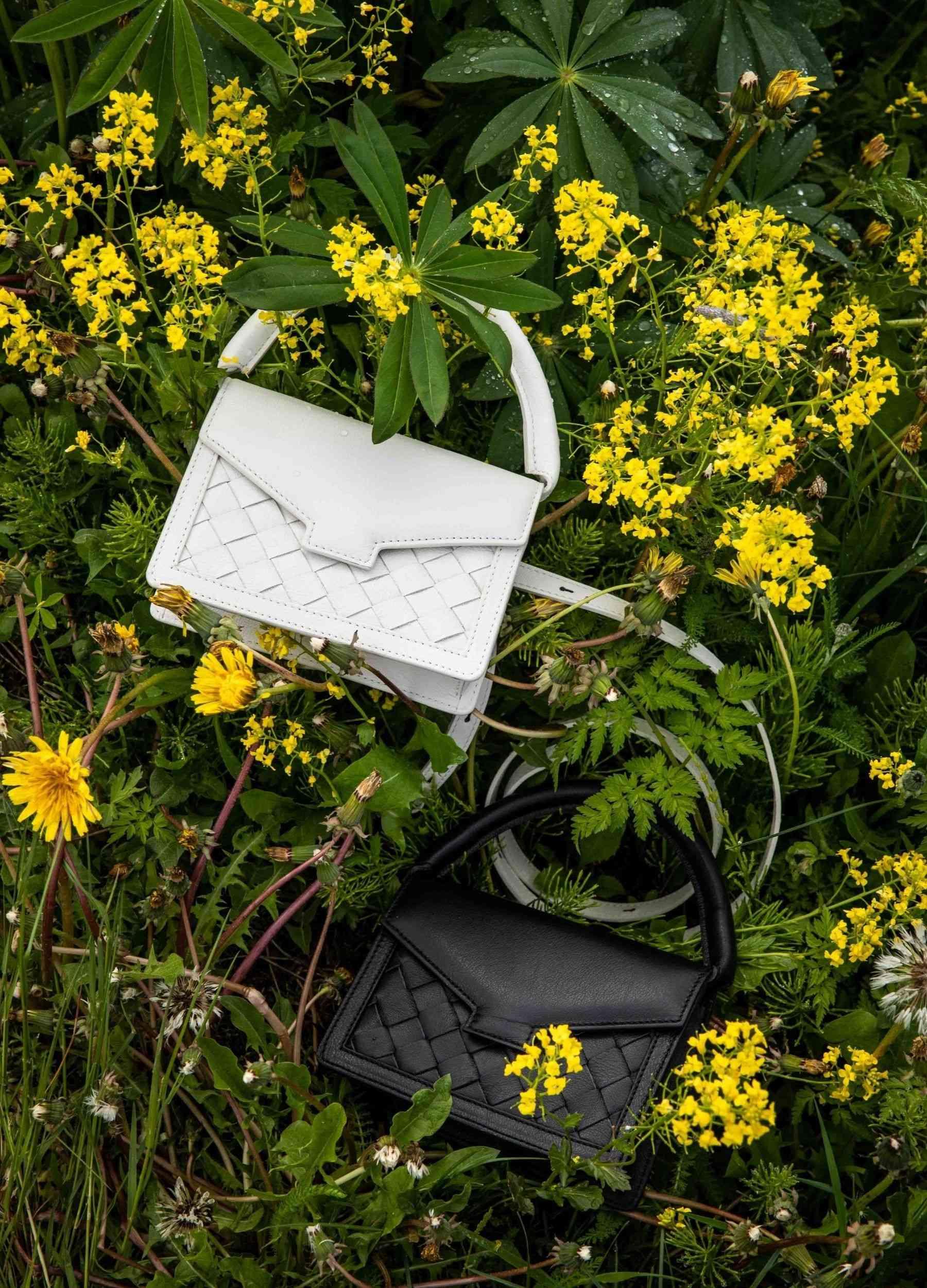 Handle for the Hilla bag