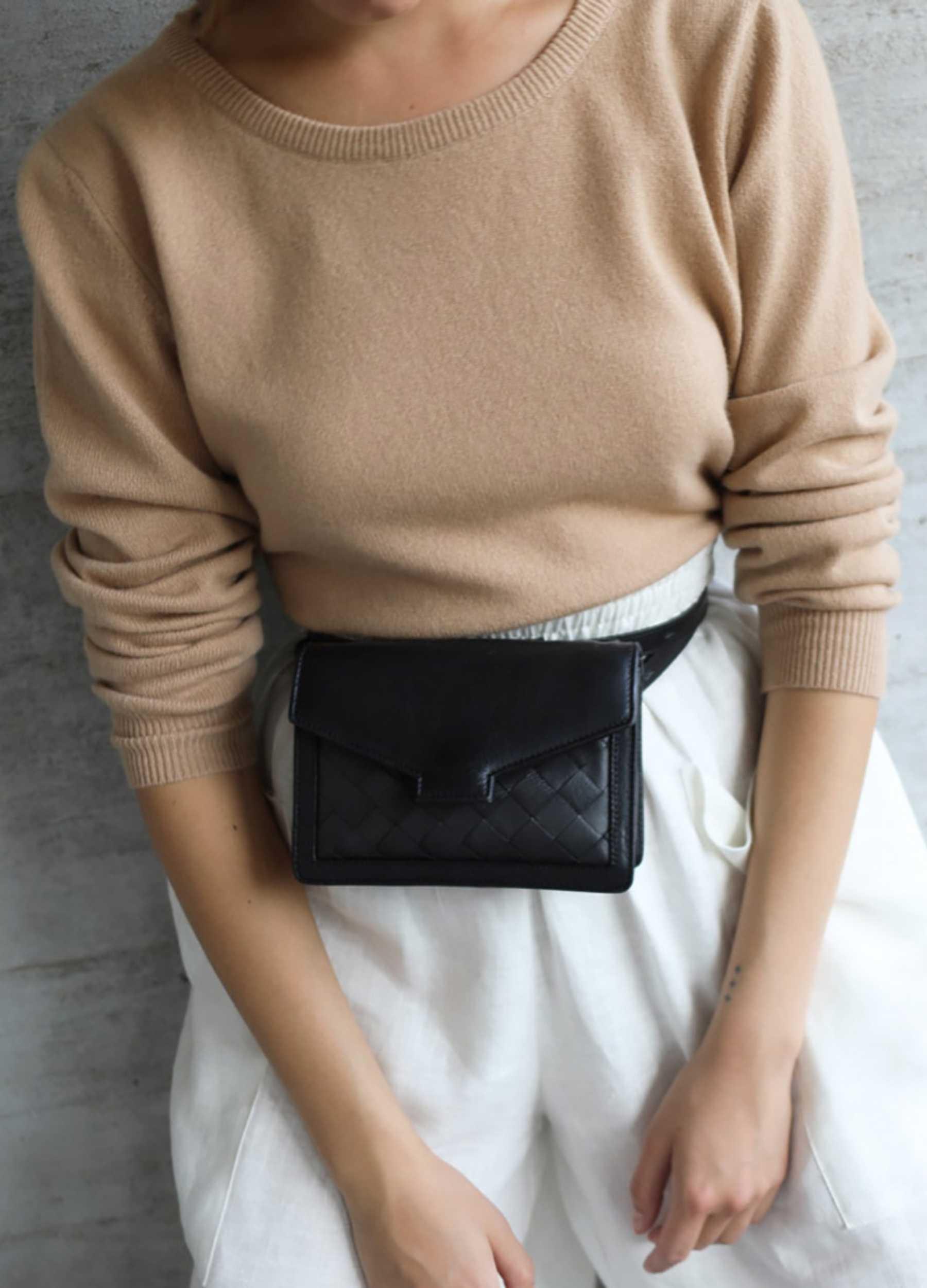 Hilla shoulder bag black