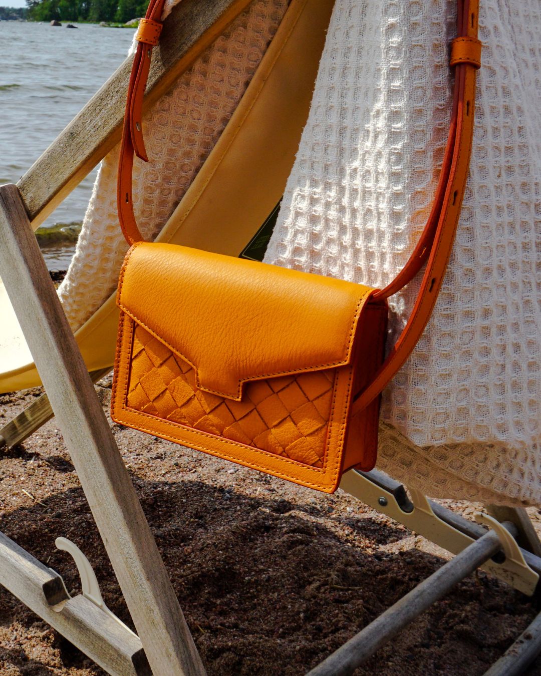 Hilla shoulder bag mandarin (sample)