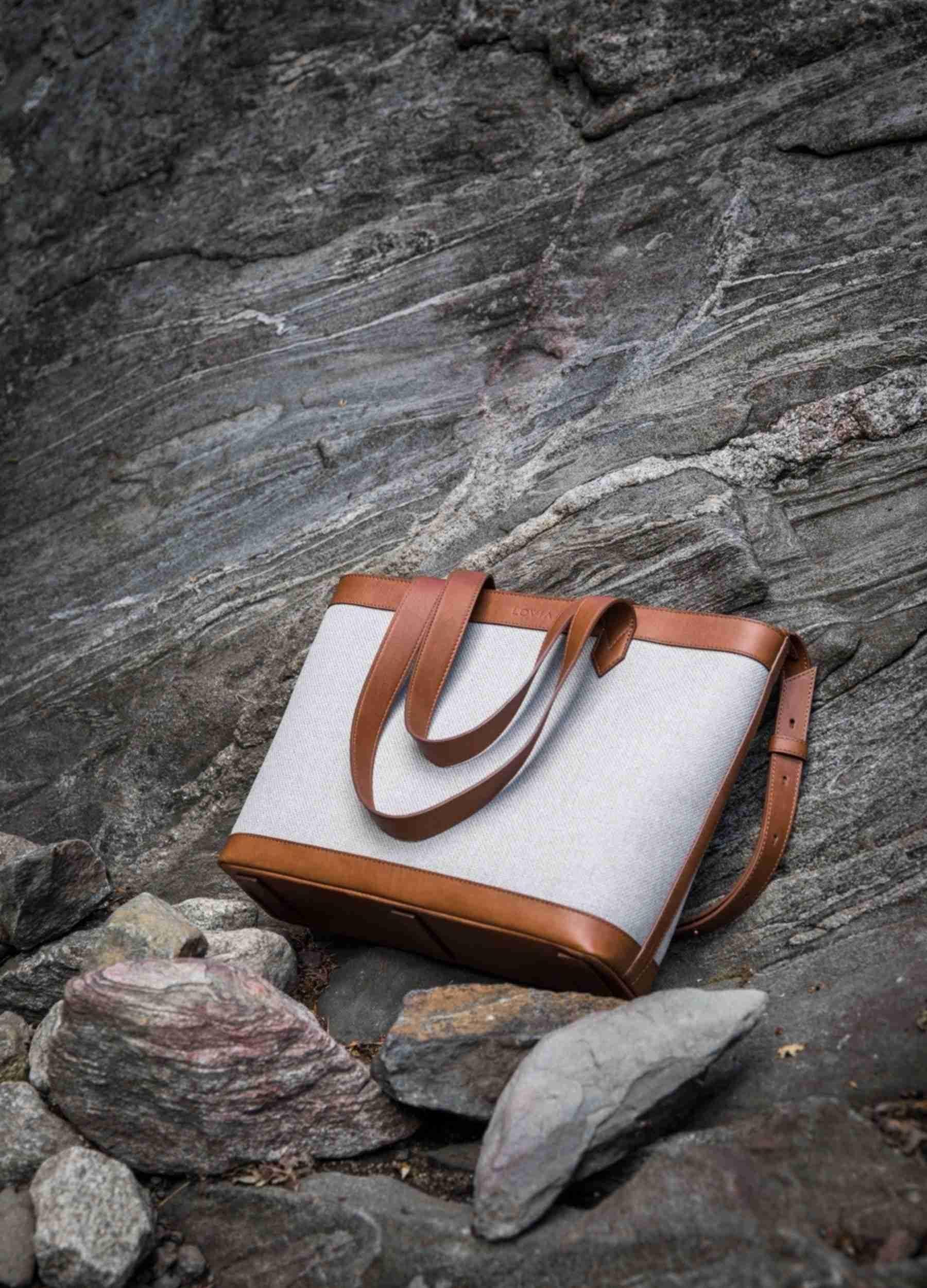 Tuohi Canvas Tote Bag