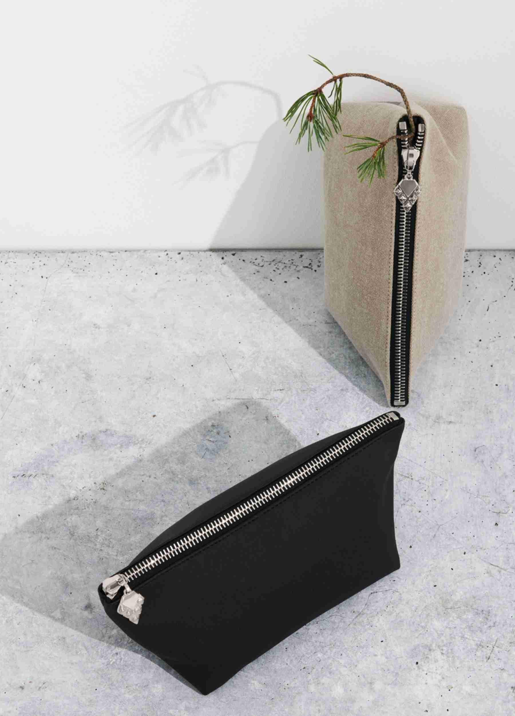 VERSO toiletry bag elk leather
