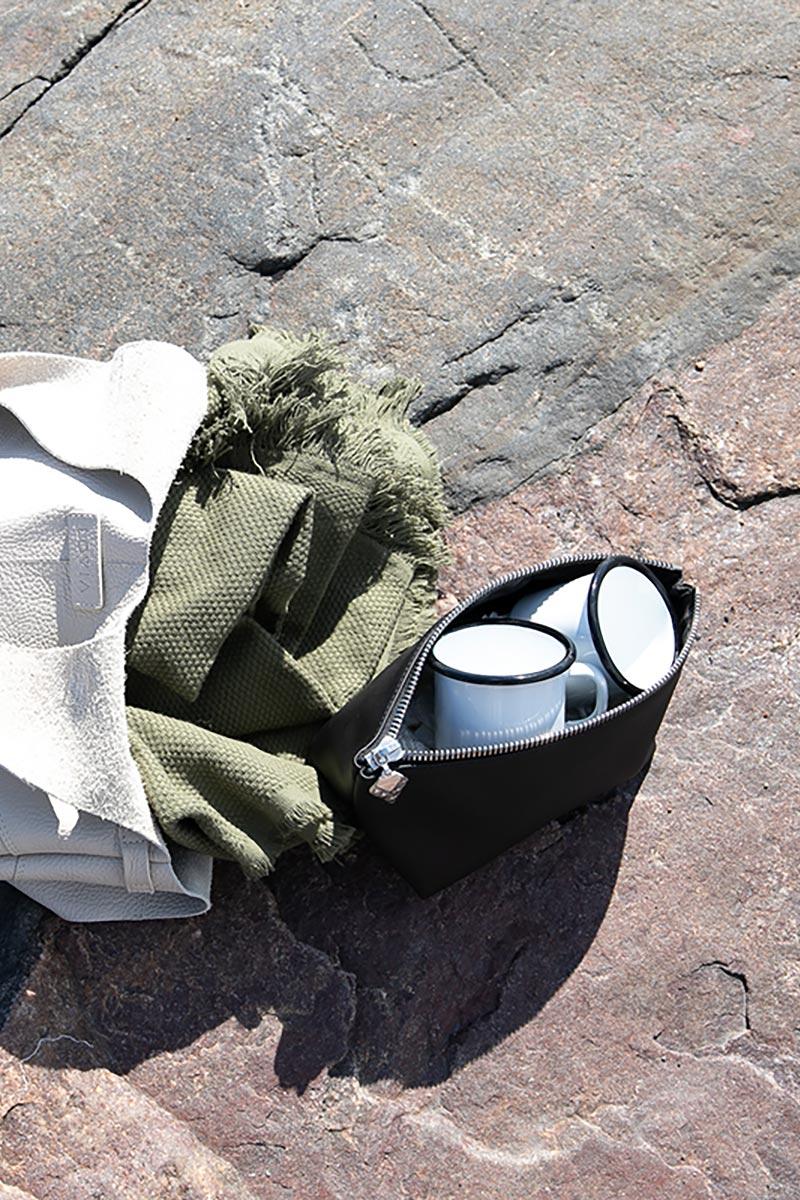 VERSO toiletry bag elk leather