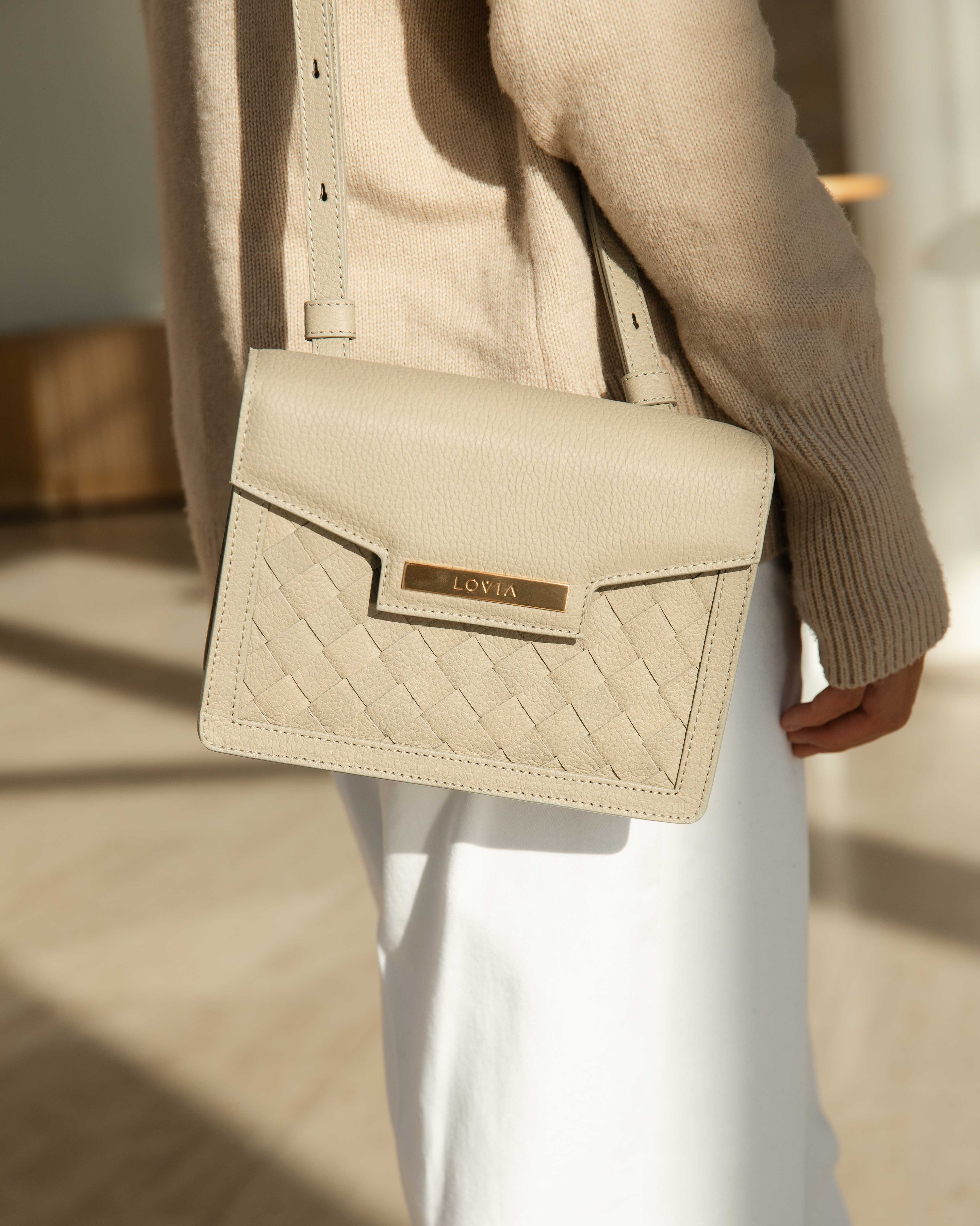 Kaiho shoulder bag dark ivory