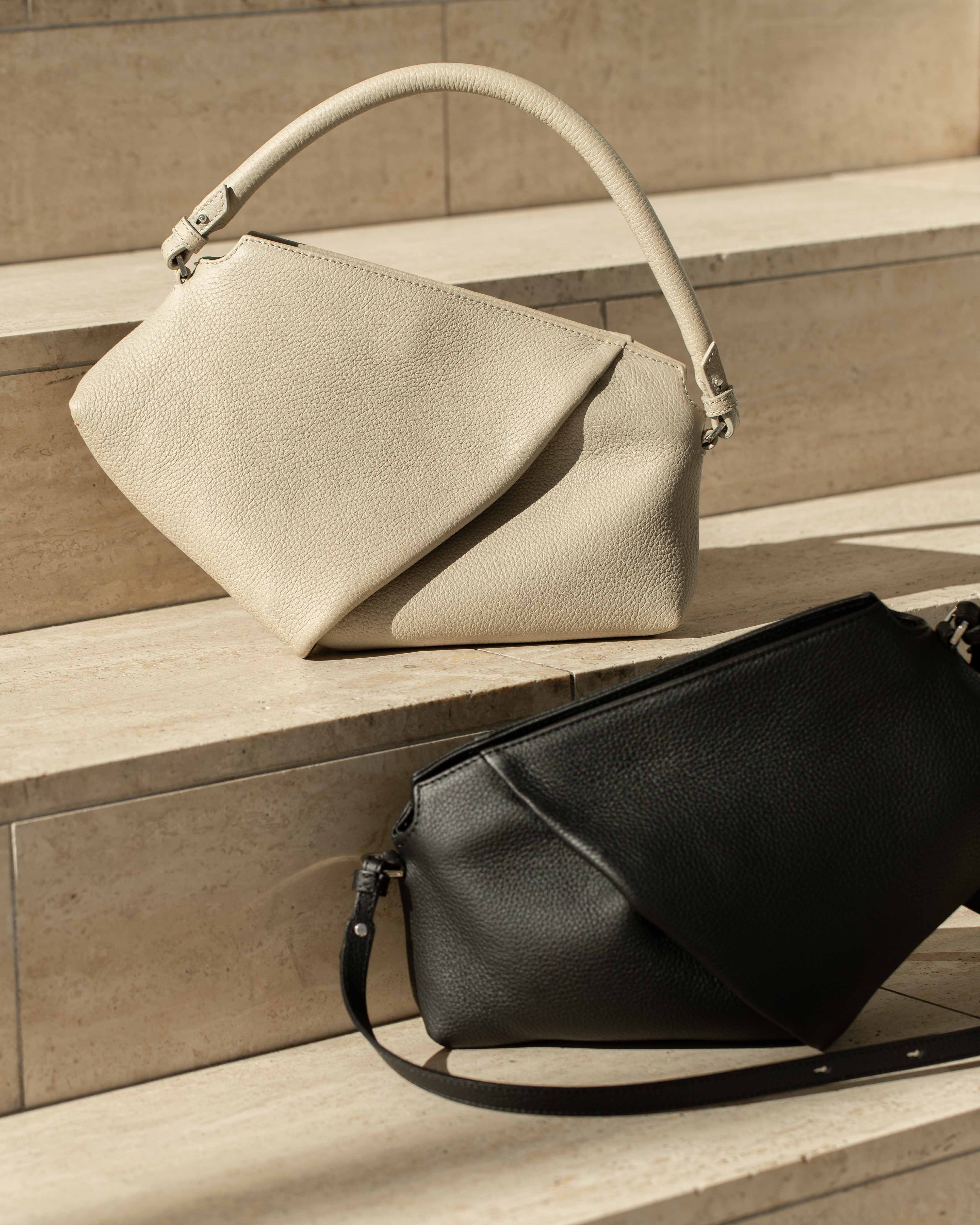 Kajo crossbody-laukku dark ivory