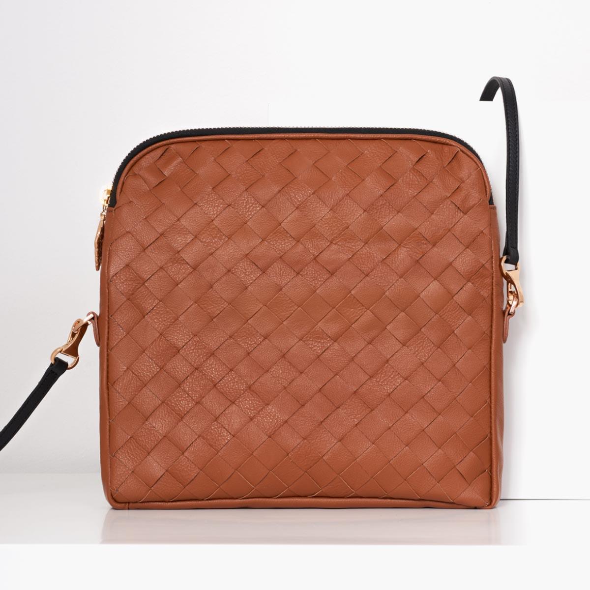 Aira Small Crossbody