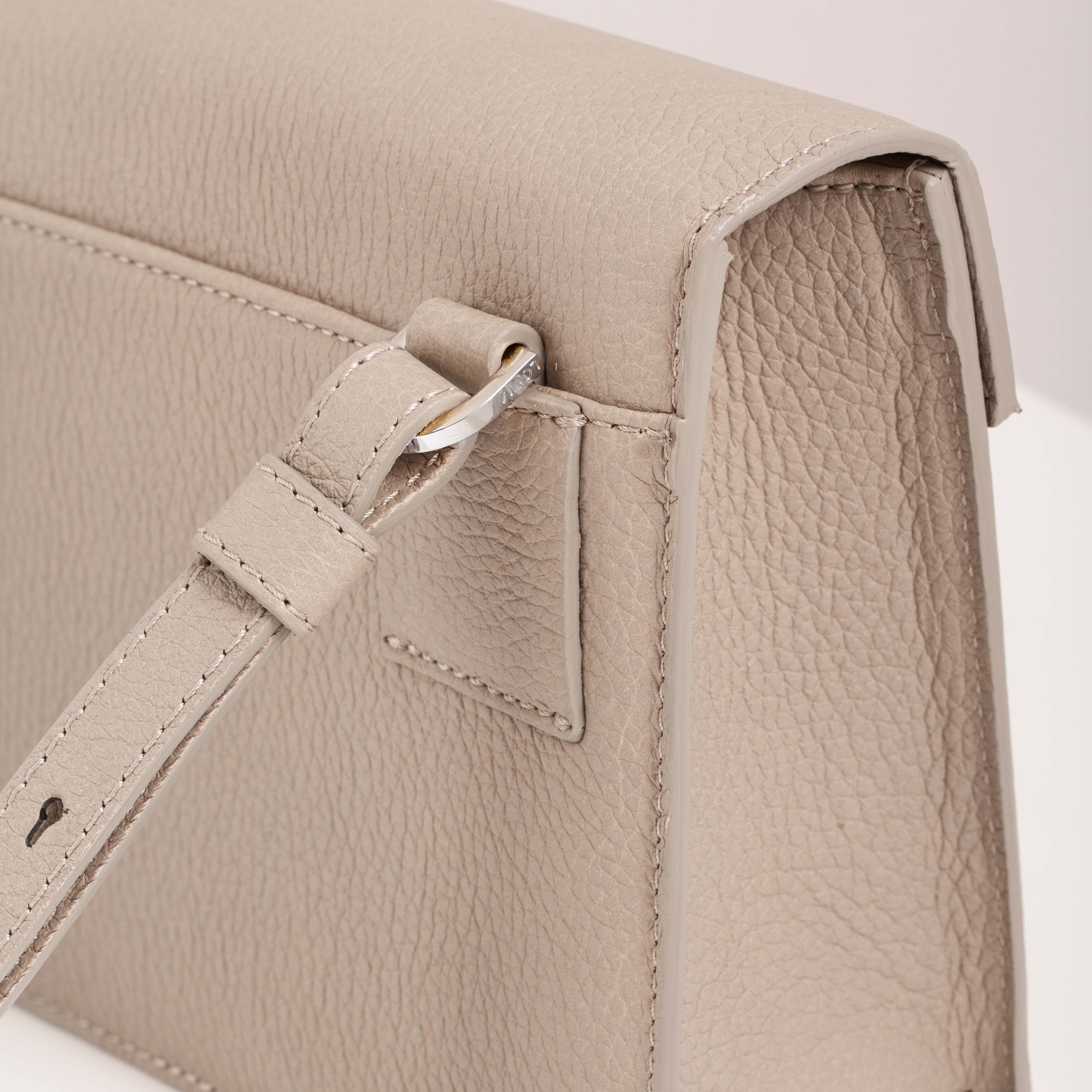 Kaiho olkalaukku dark ivory / hopea