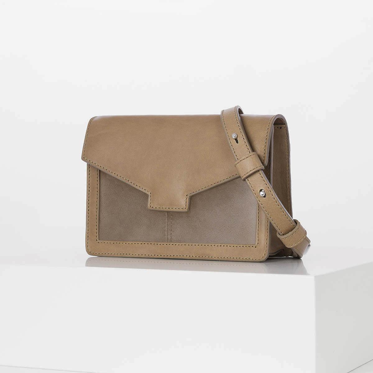 Hilla belt bag