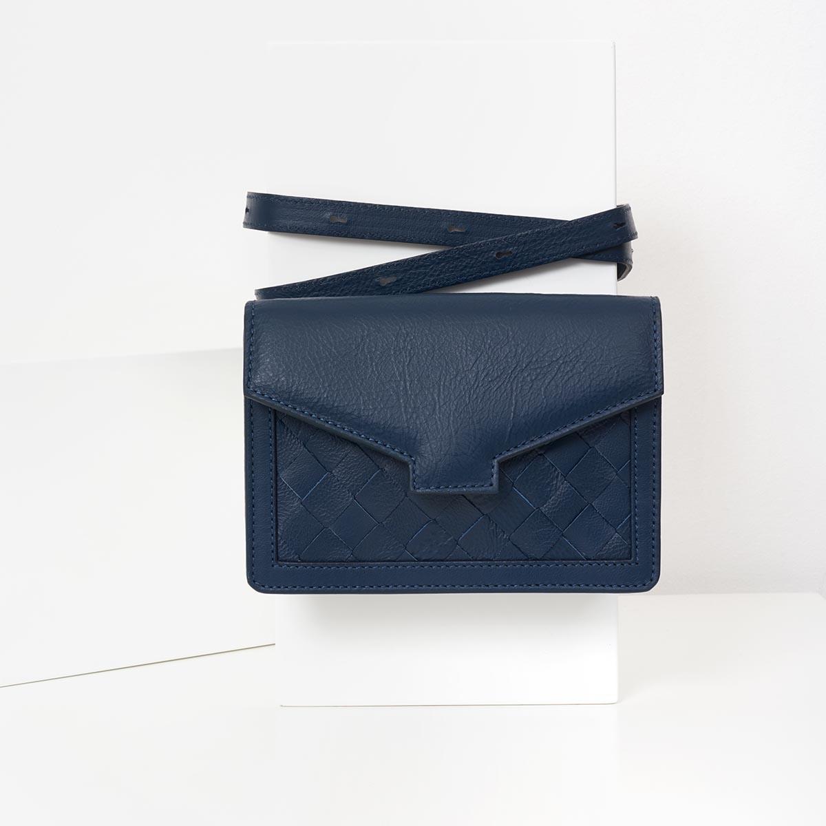 Hilla belt bag