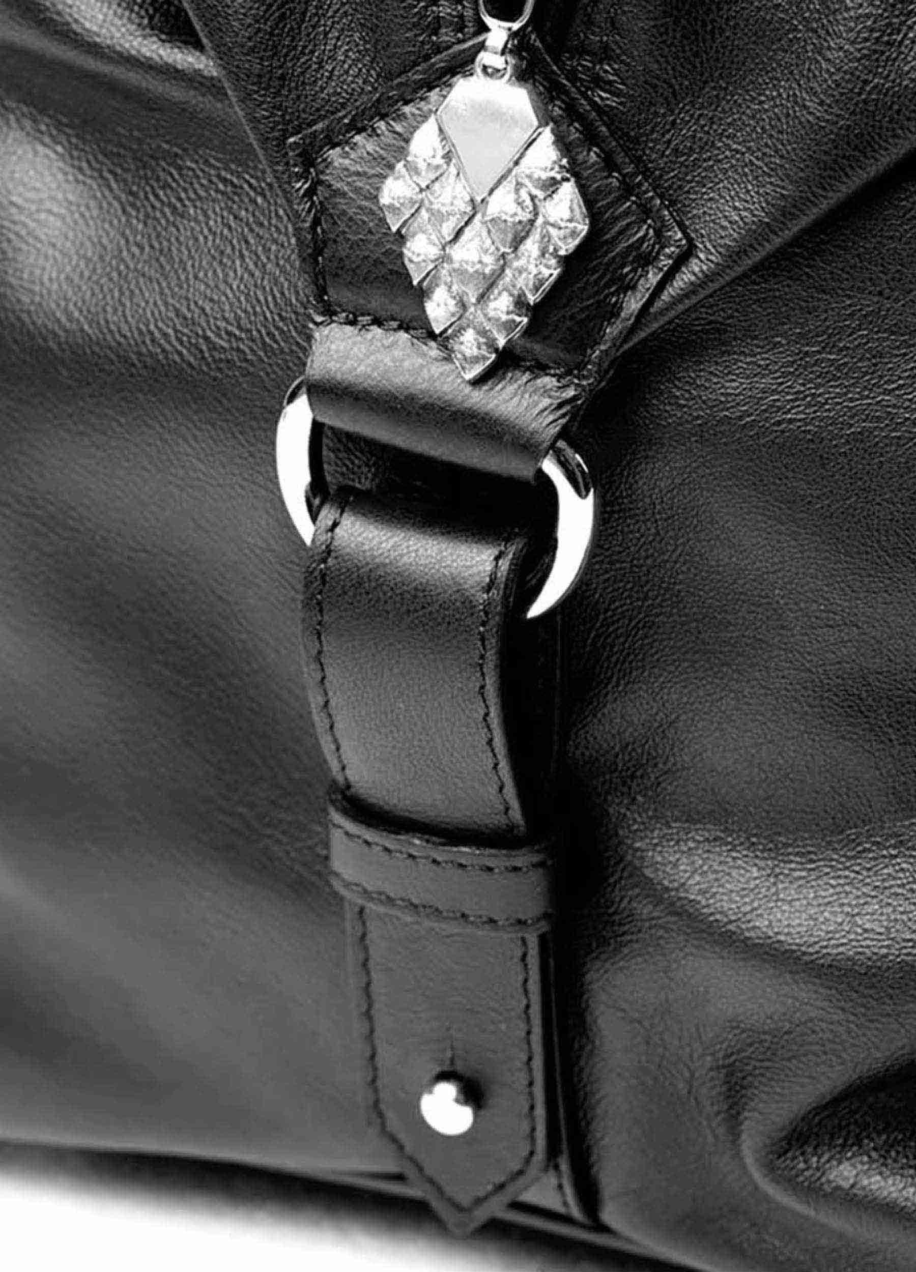 Karelia weekender bag black