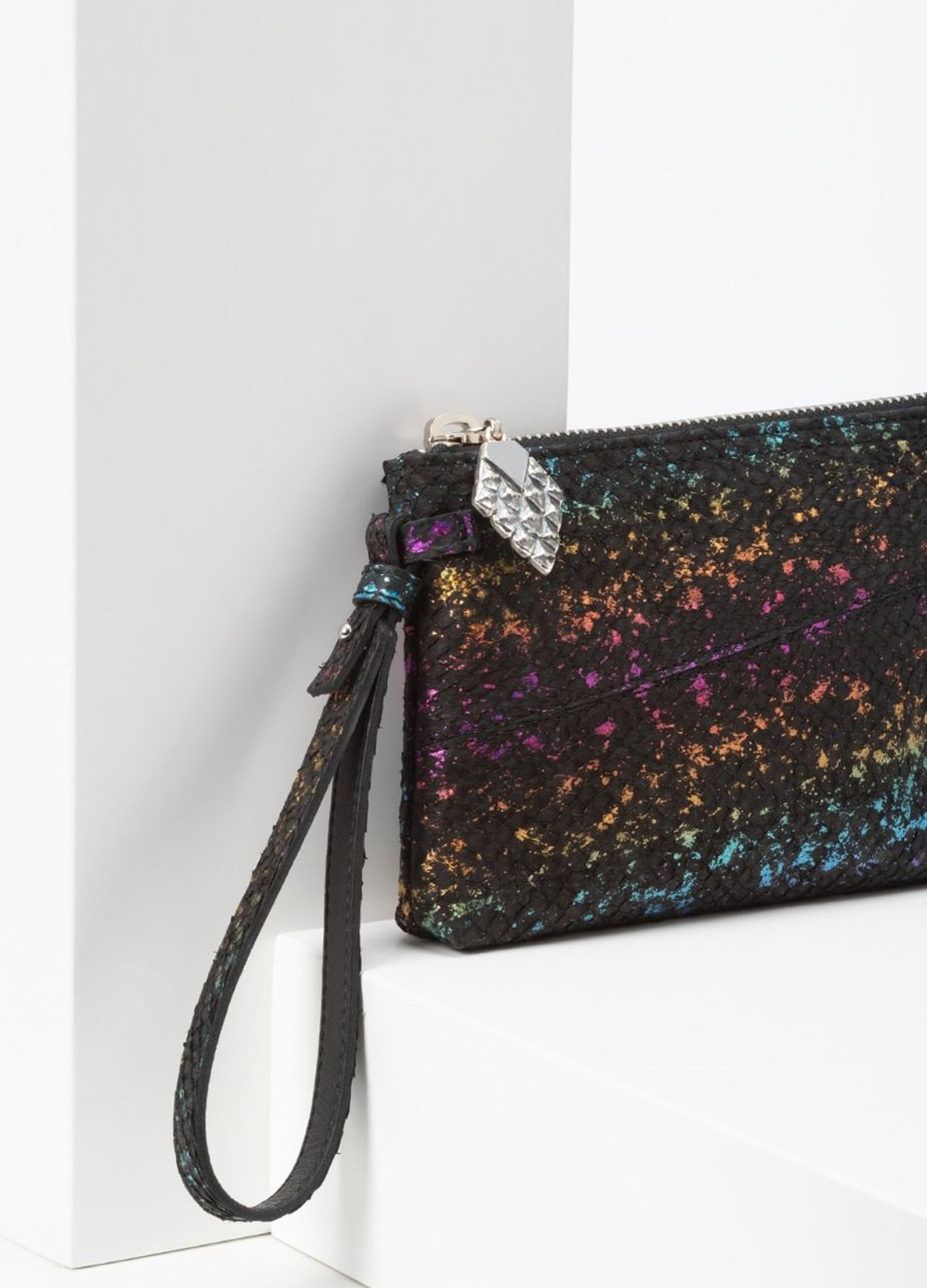 Rannelenkki/ avaimenperä - universumi lohennahka