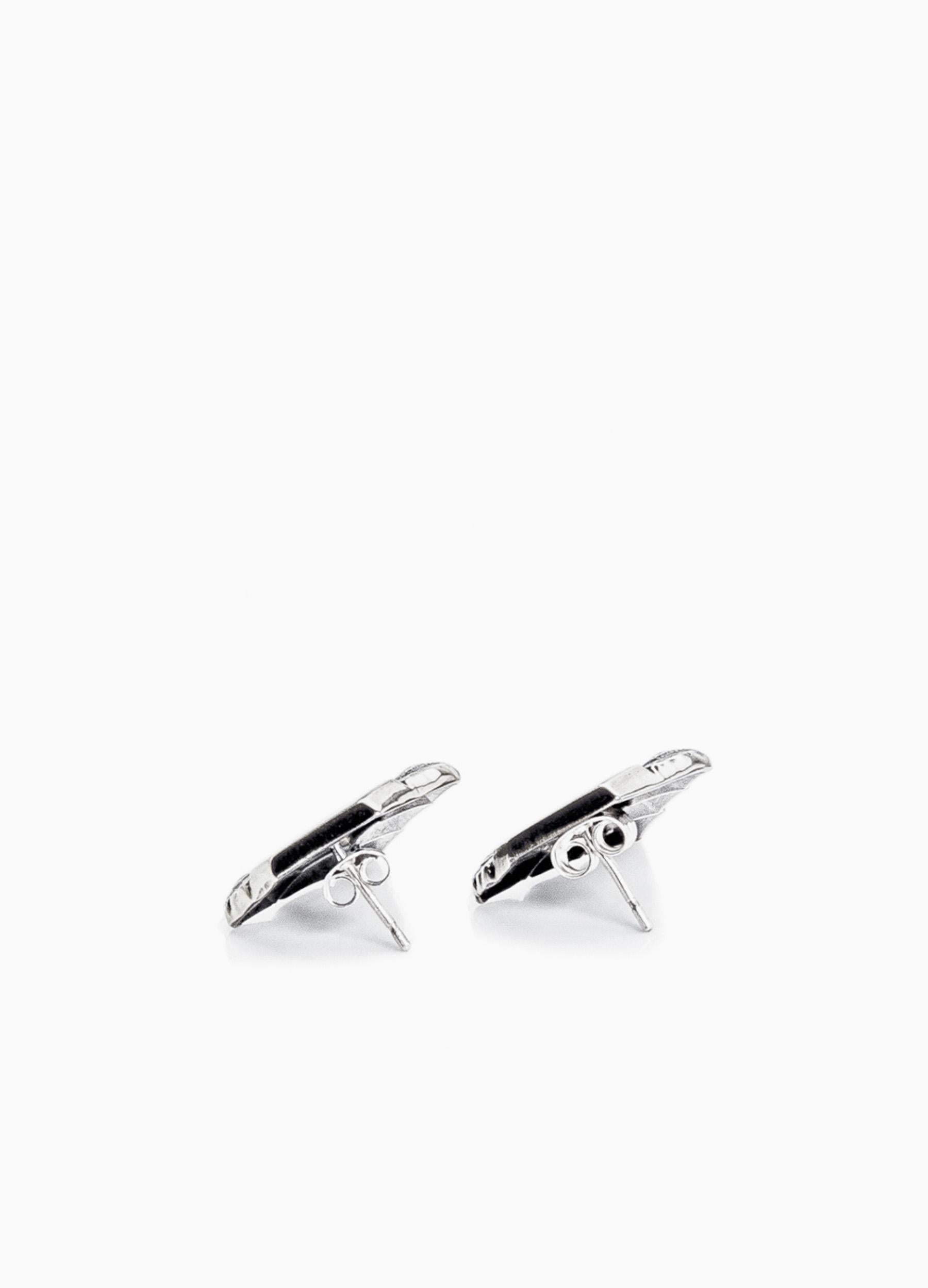 Pihka earrings silver