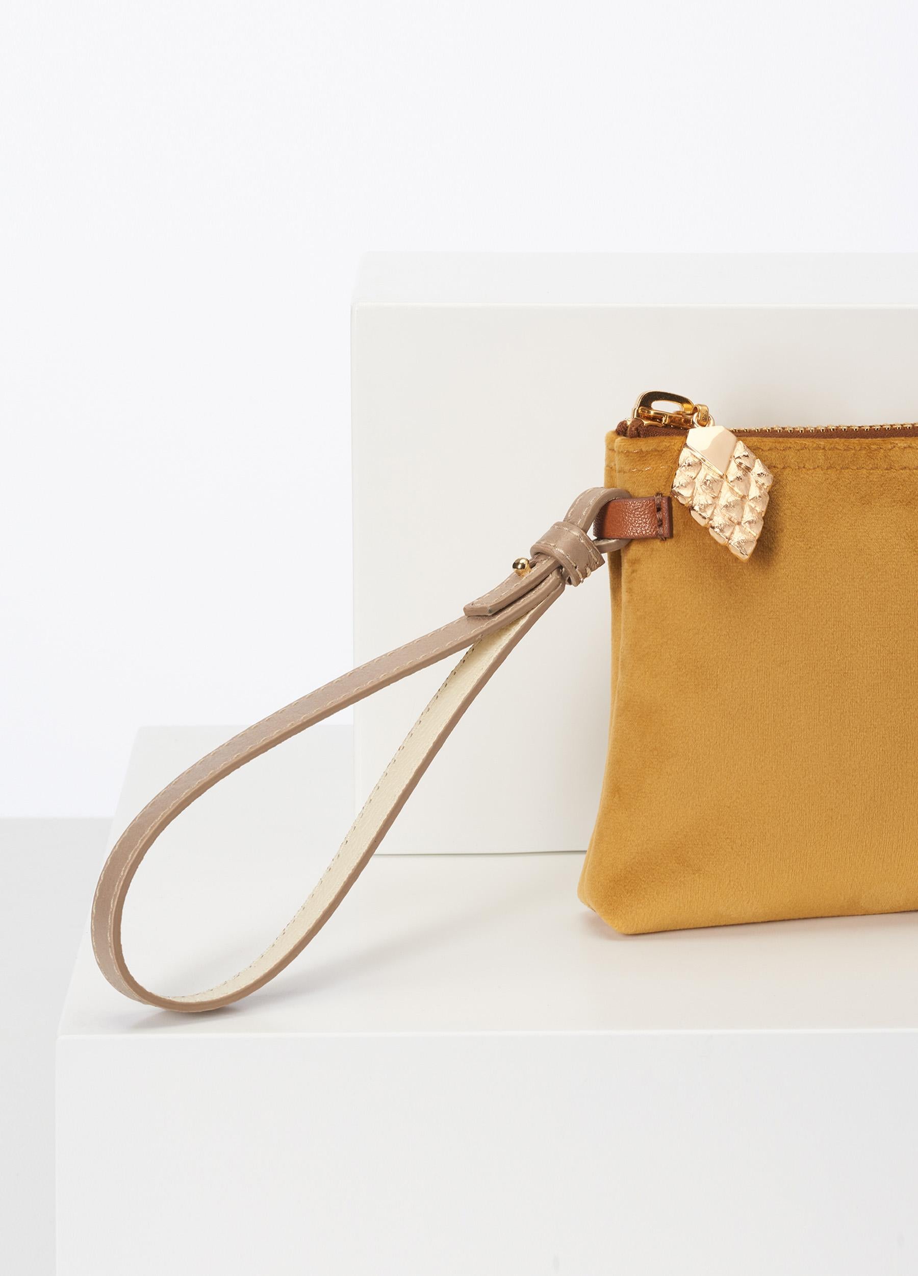 Wristlet