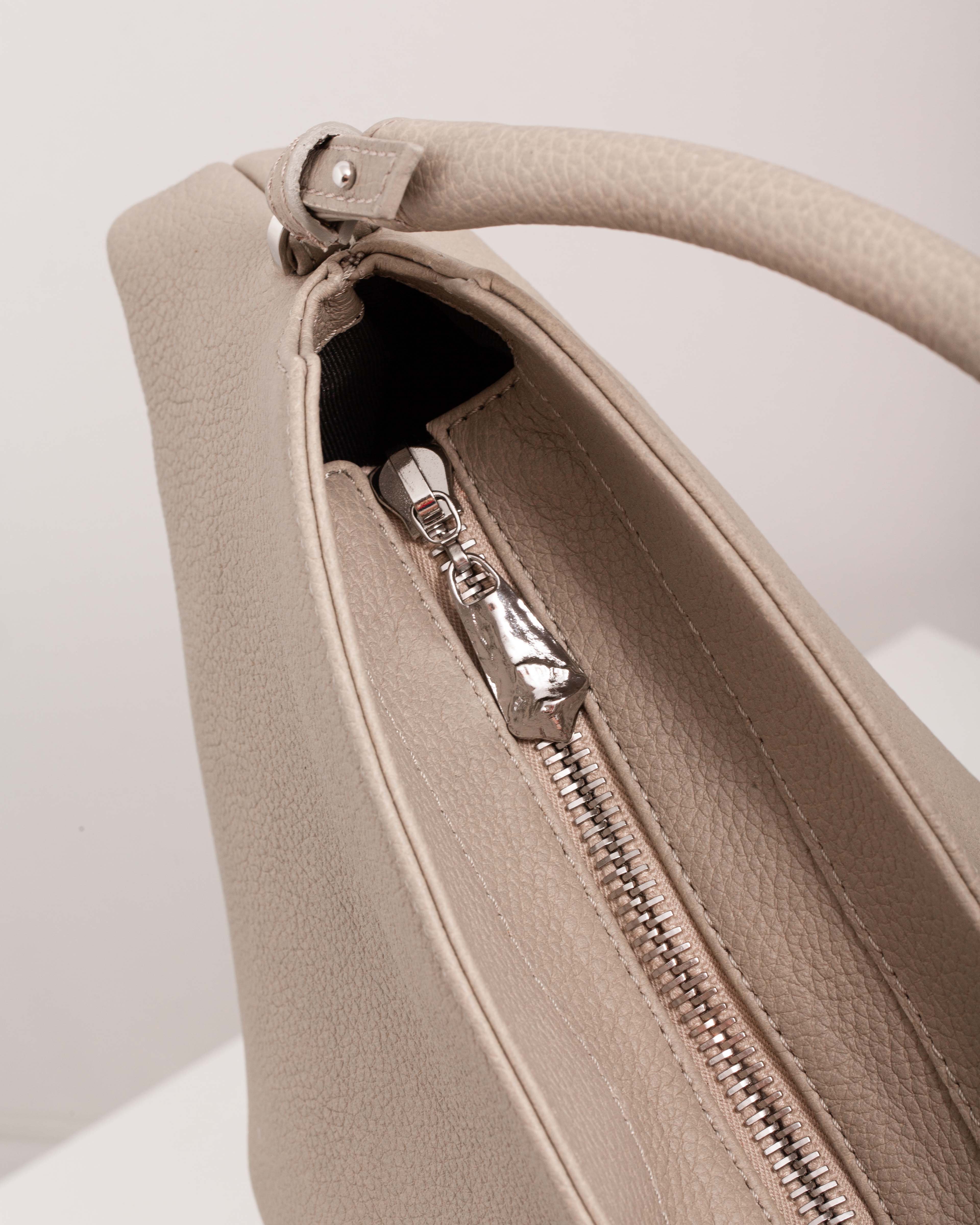 Kajo crossbody bag dark ivory