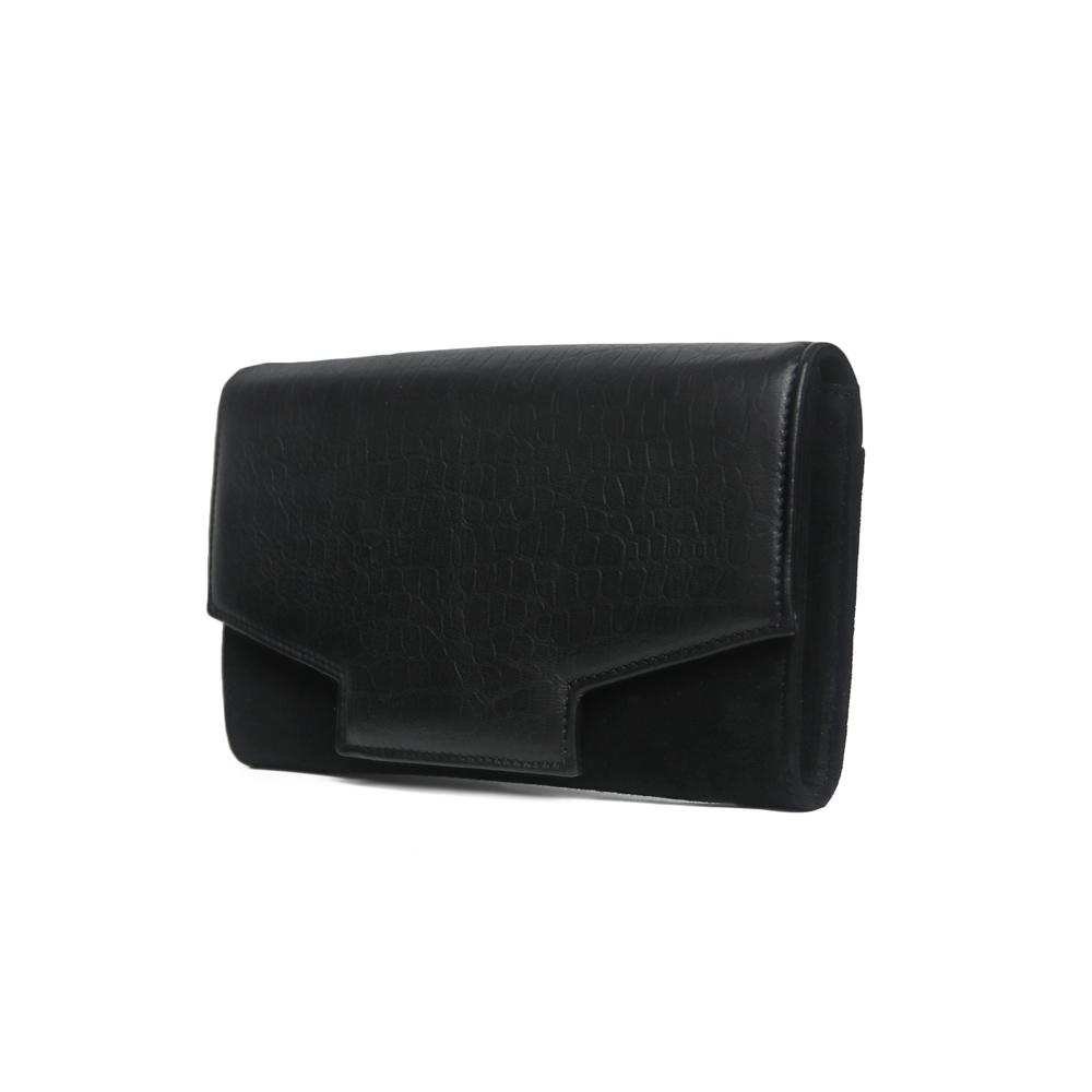 Onni clutch sample