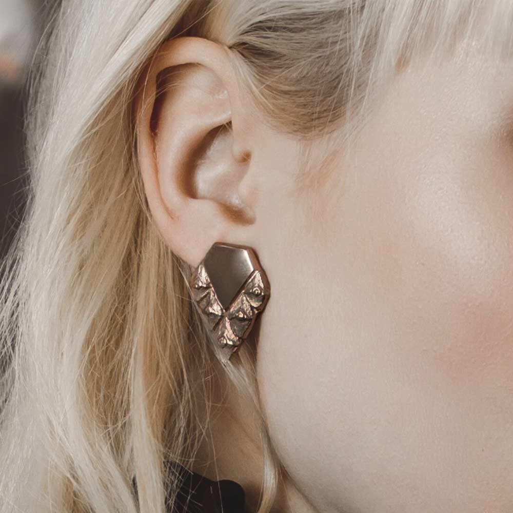 Pihka earrings bronze (sample)