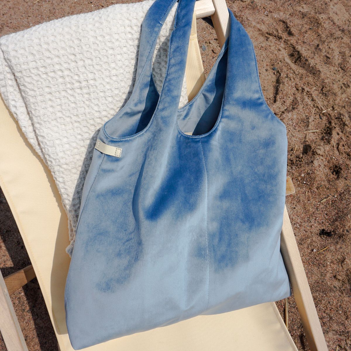 Rihma tote bag light blue velvet