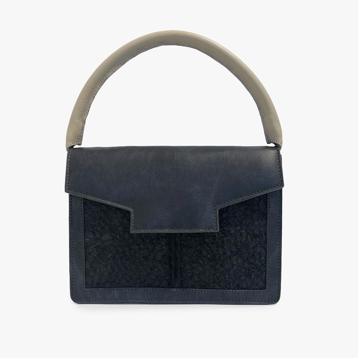 Kaiho Crossbody
