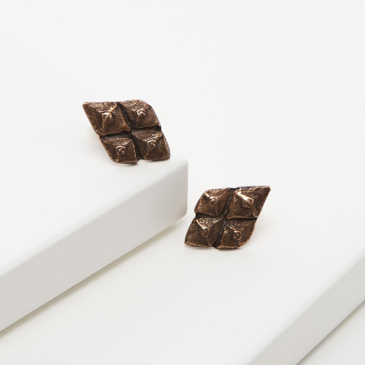 Pihka Small Earrings