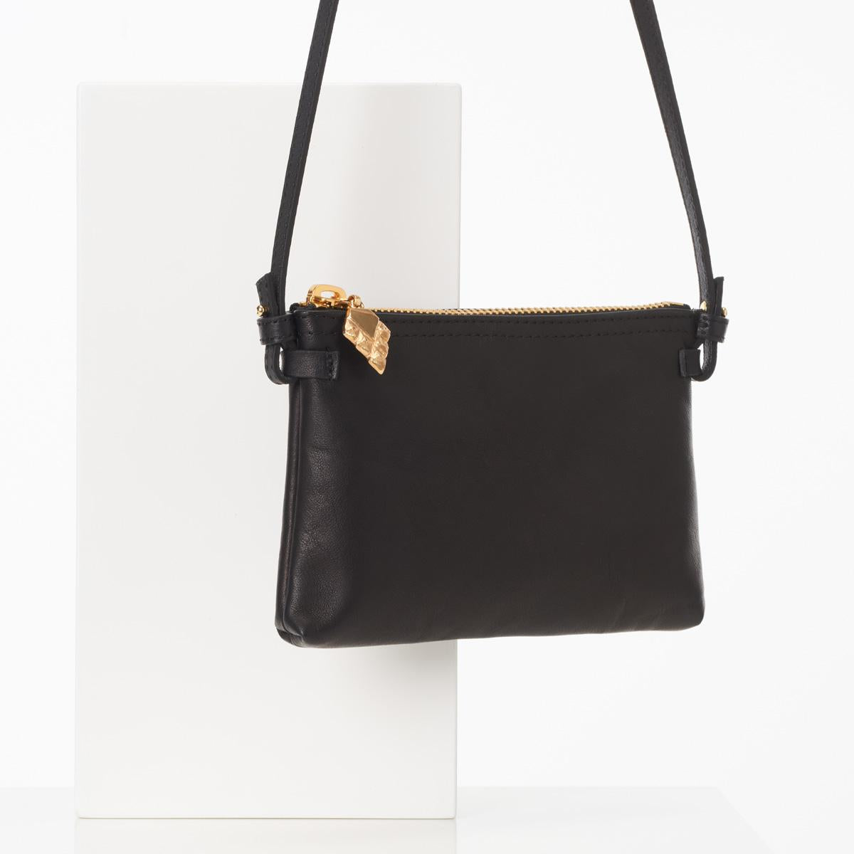 Vasu Pouch