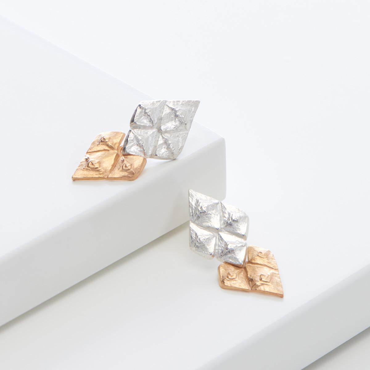 Pihka Small Earrings