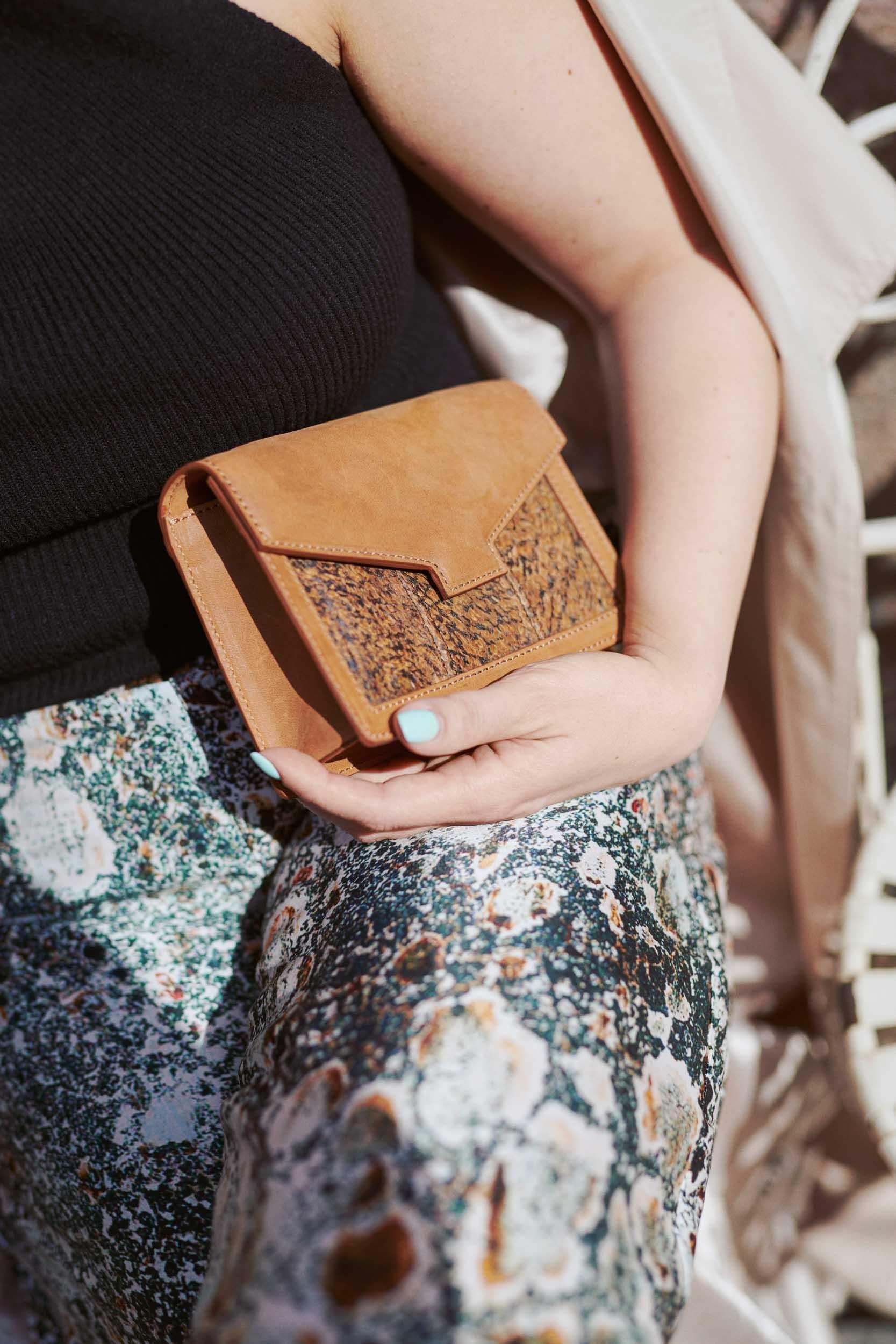 Hilla shoulder bag, pike perch leather