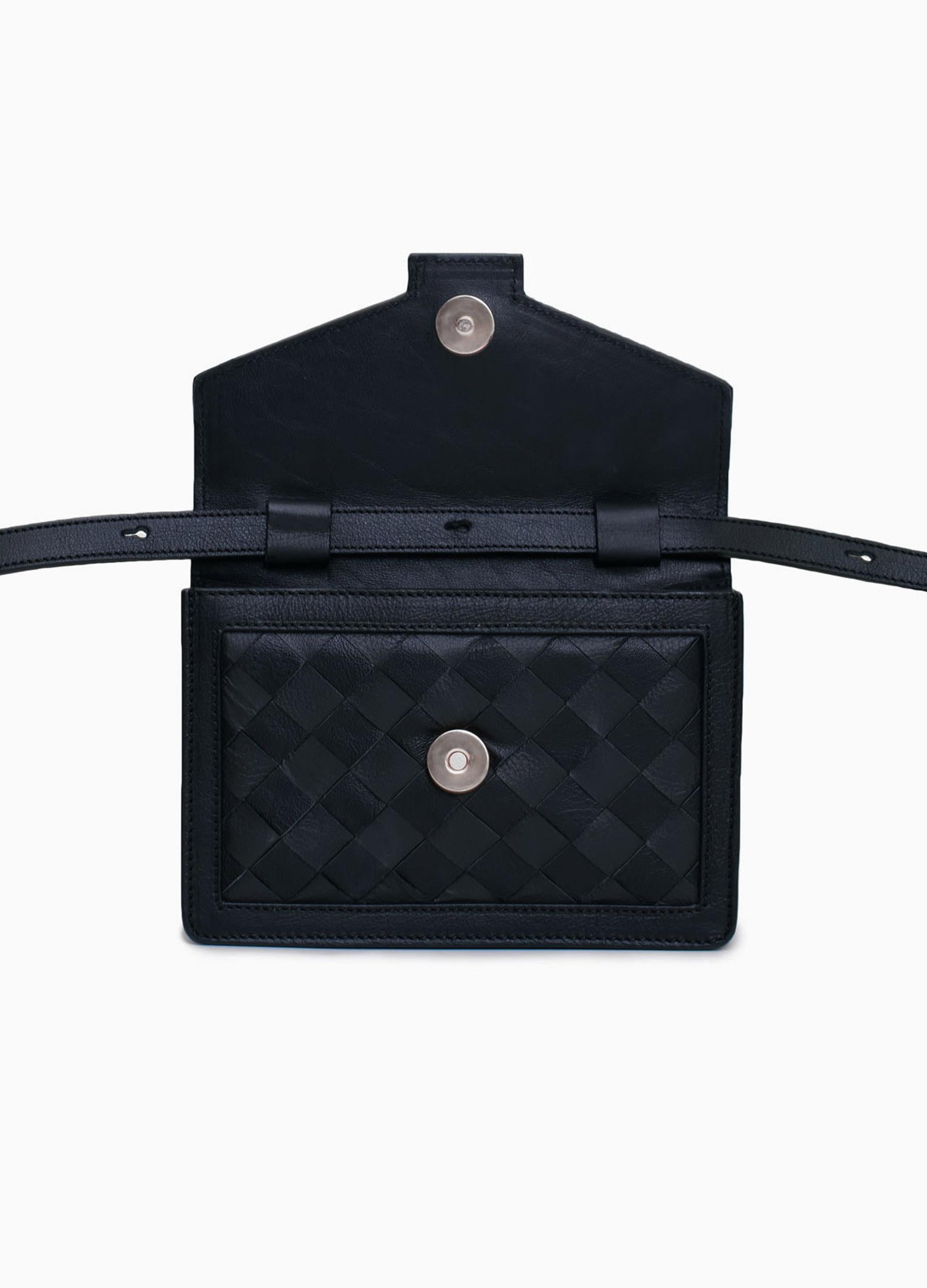 Hilla shoulder bag black
