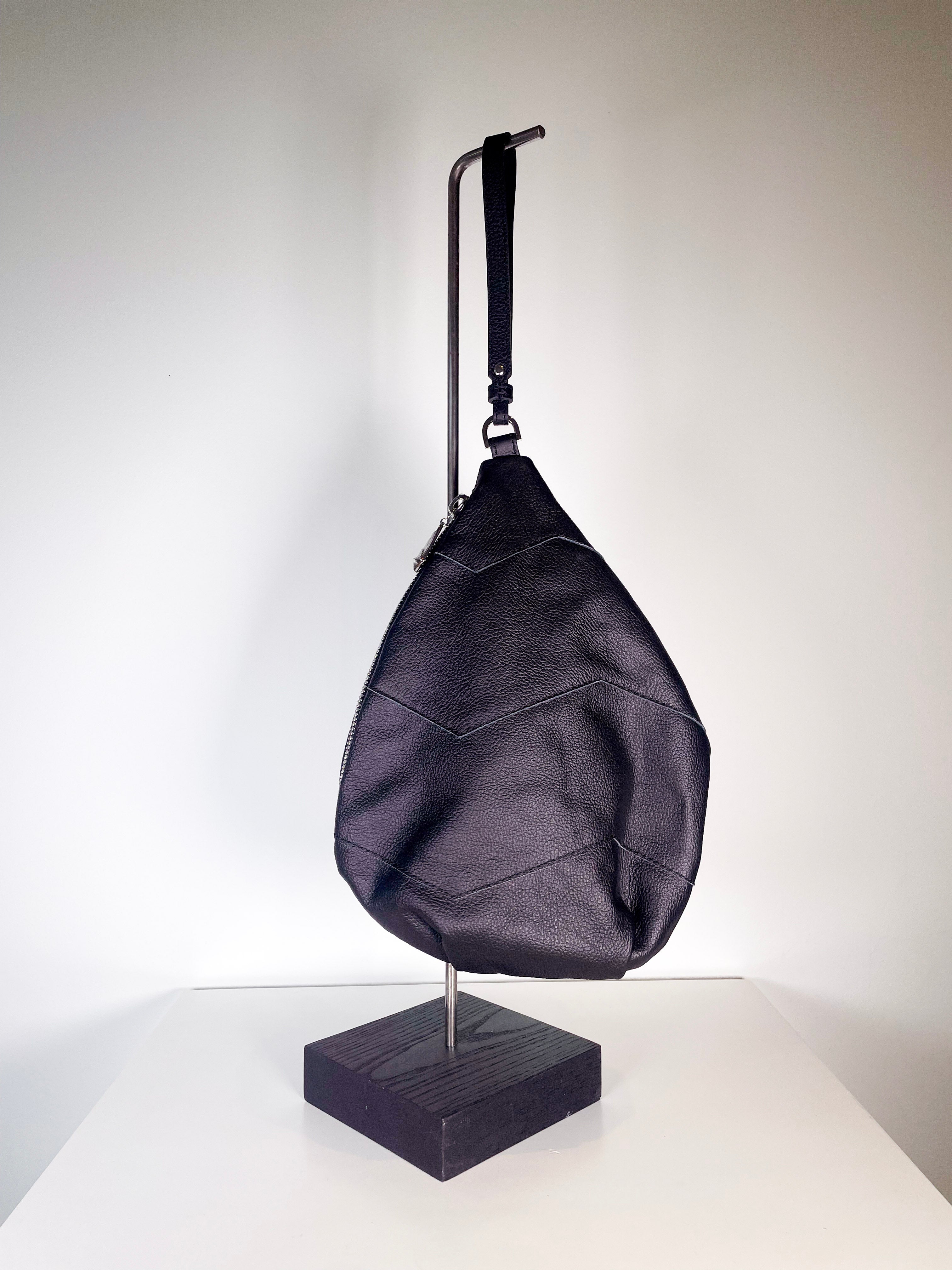 Mänty Backpack black (sample)