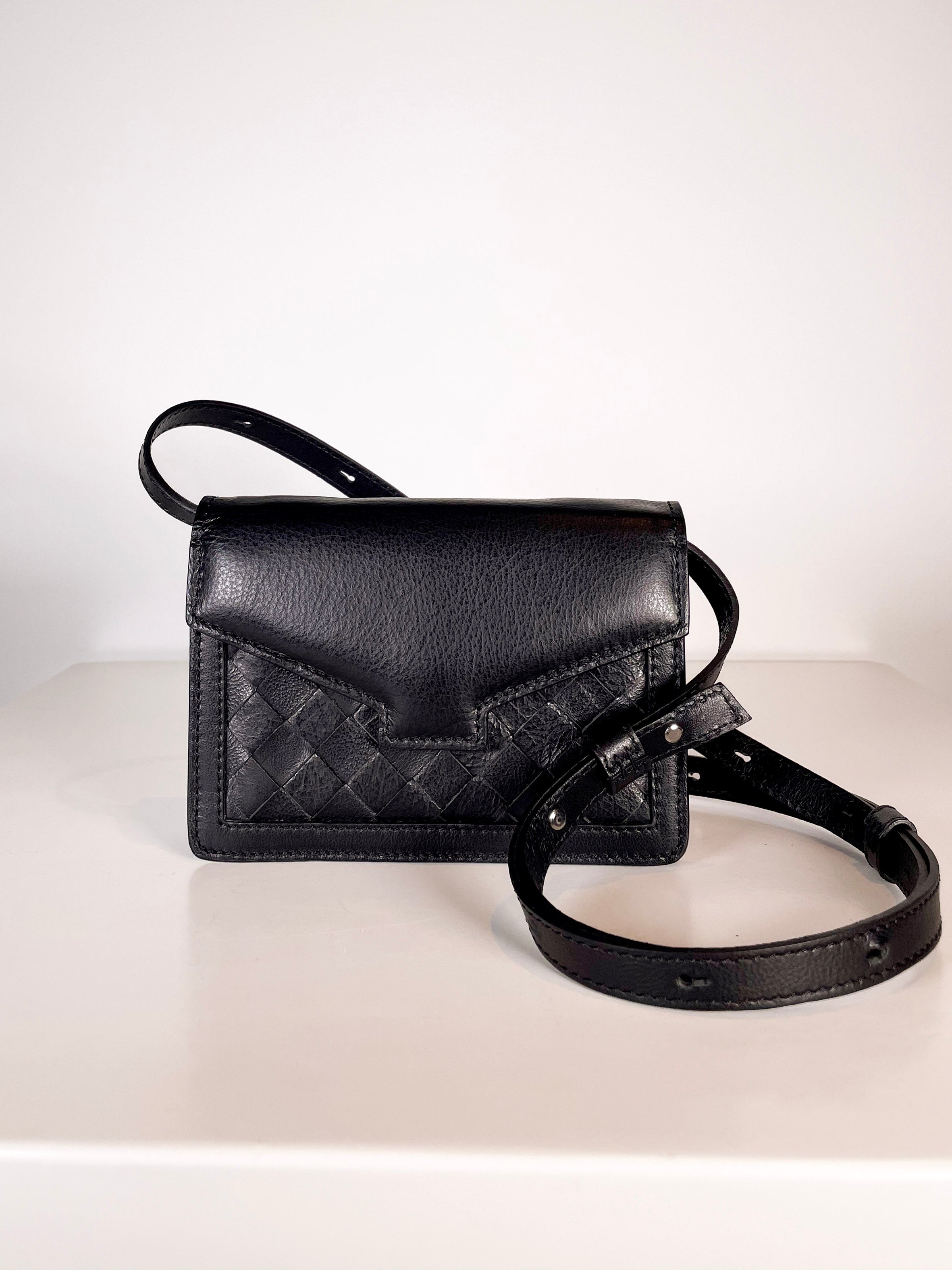 Hilla shoulder bag black (sample)