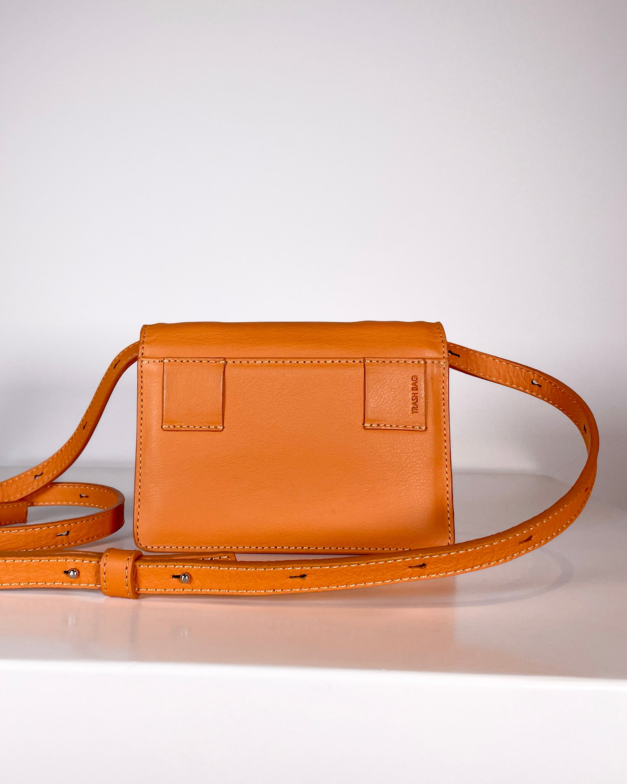 Hilla shoulder bag mandarin (sample)