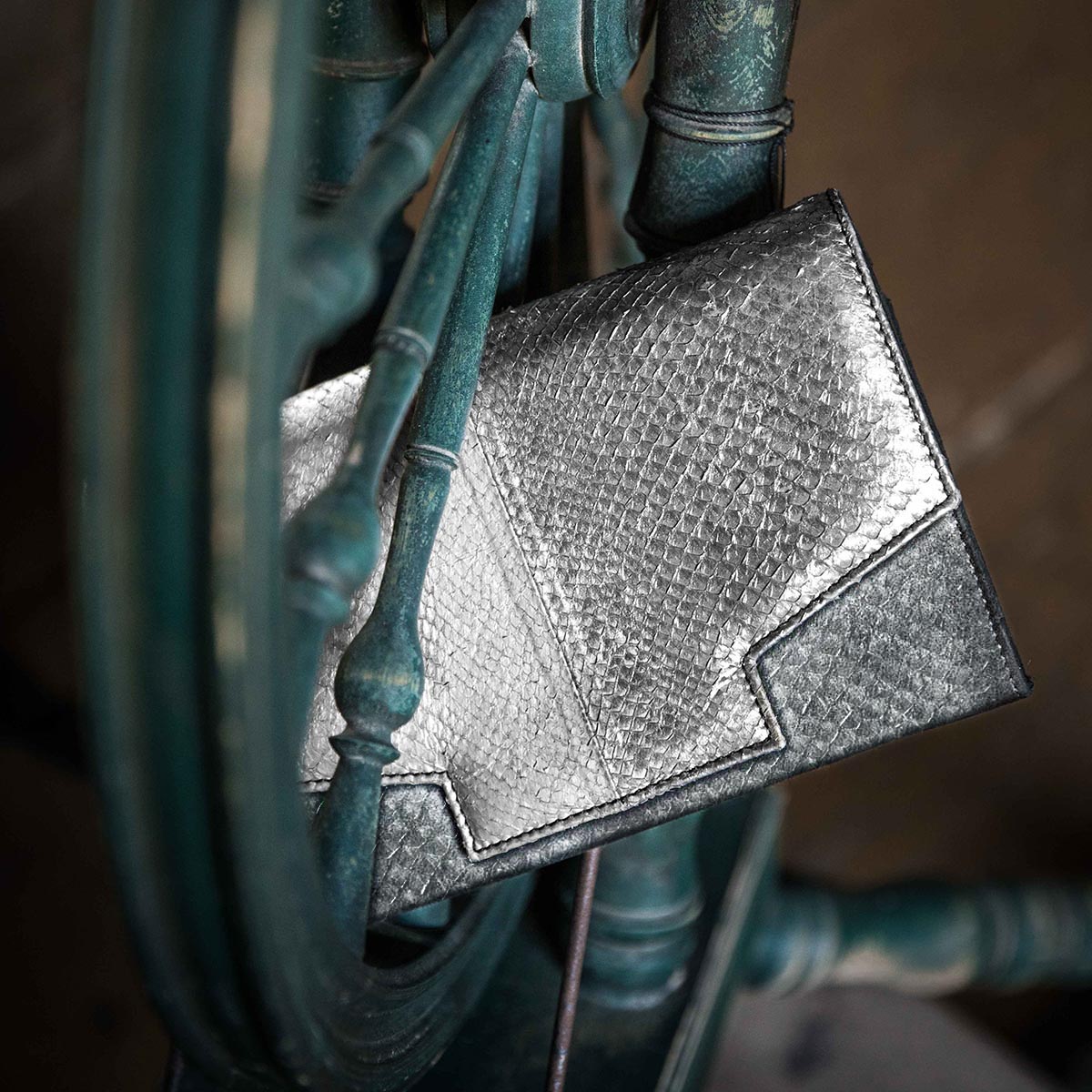 Onni Clutch Preorder