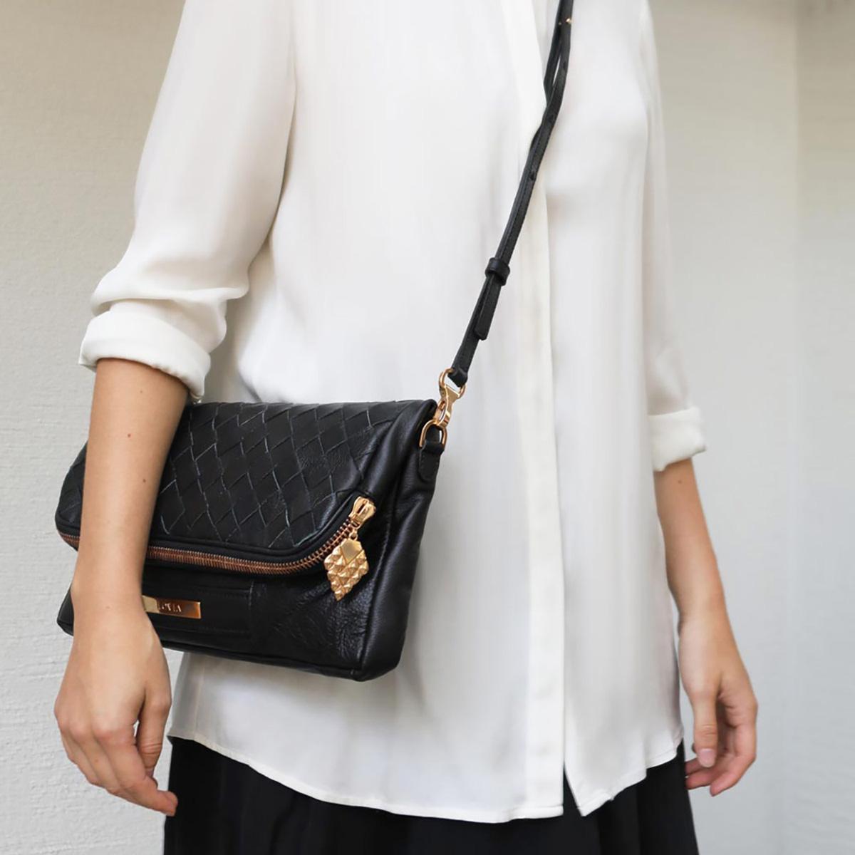 Aura Crossbody