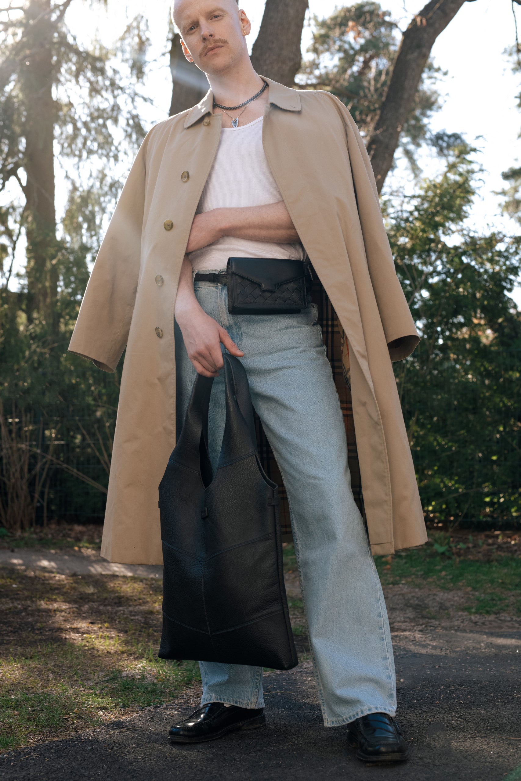 Hilla vyölaukku sample