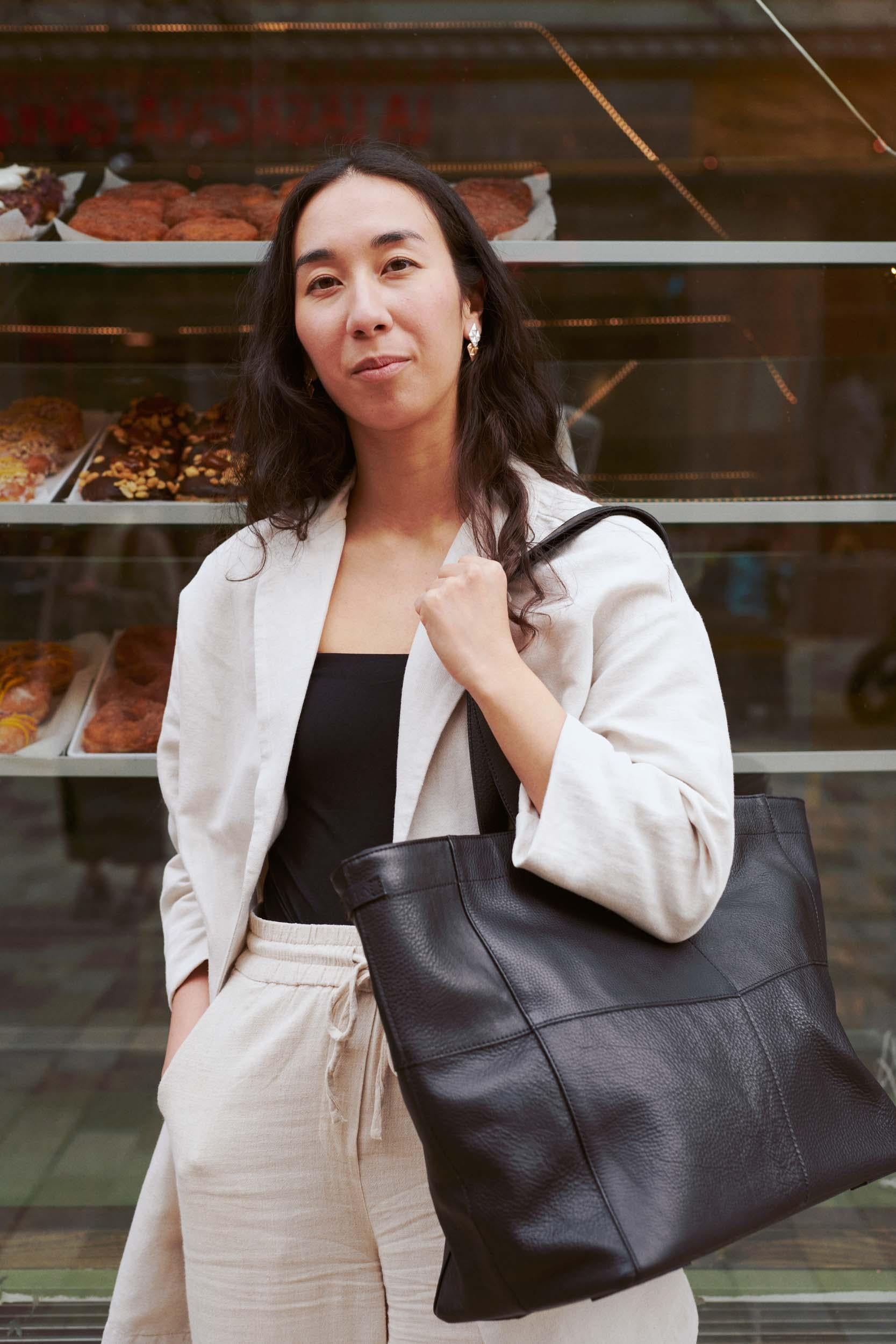 Riihi tote bag black
