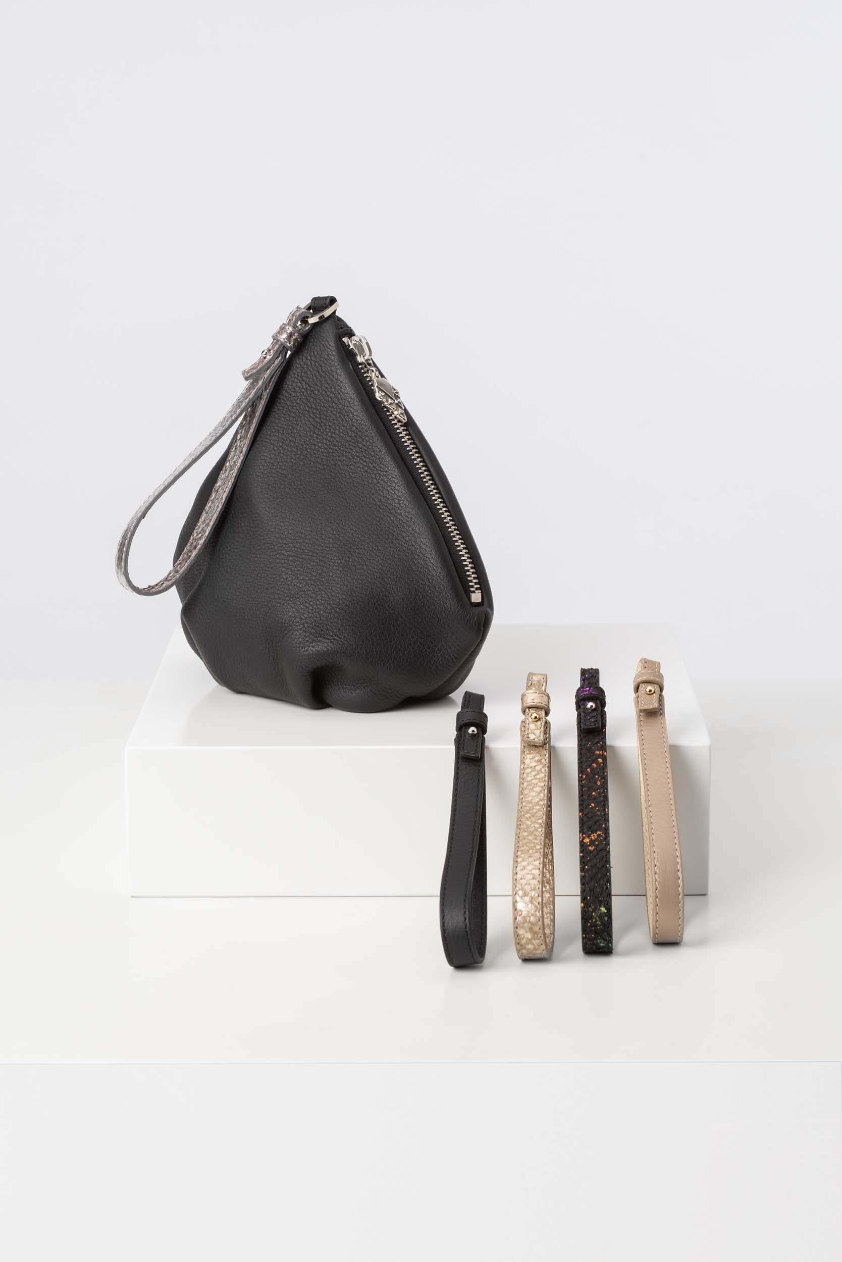 Wristlet universum salmon