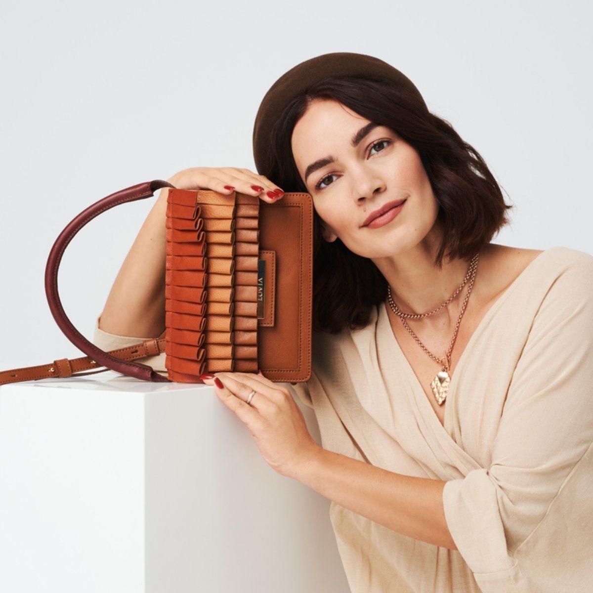 Virta Crossbody