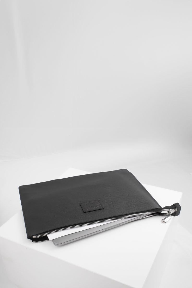 Usva Leather Laptop Sleeve Black Sample