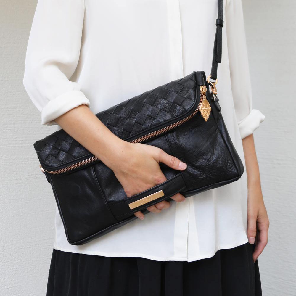 Aura Crossbody
